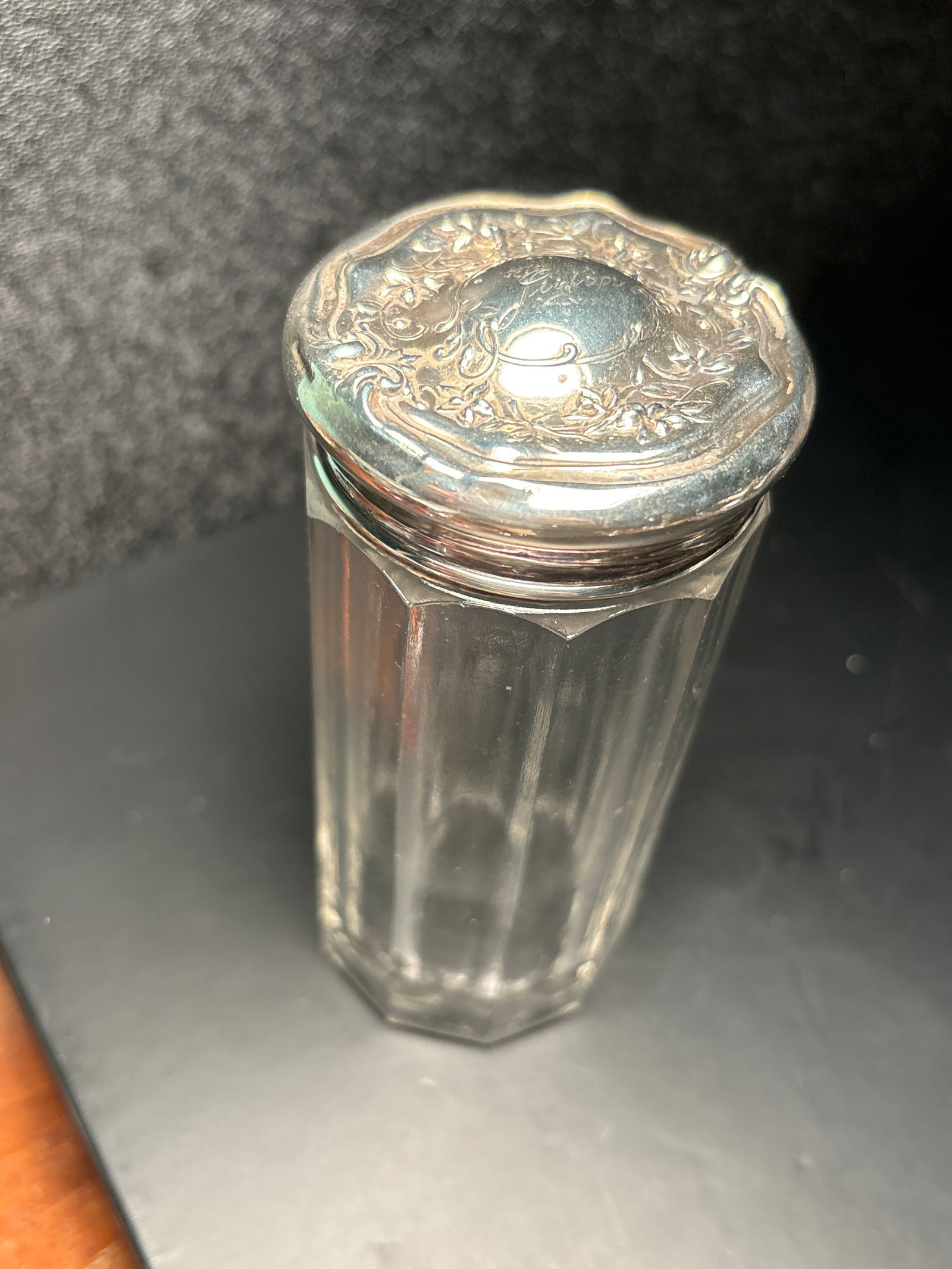 Antique sterling silver top cut glass 4&1/2 in dresser jar; 12grams (1 of 6)