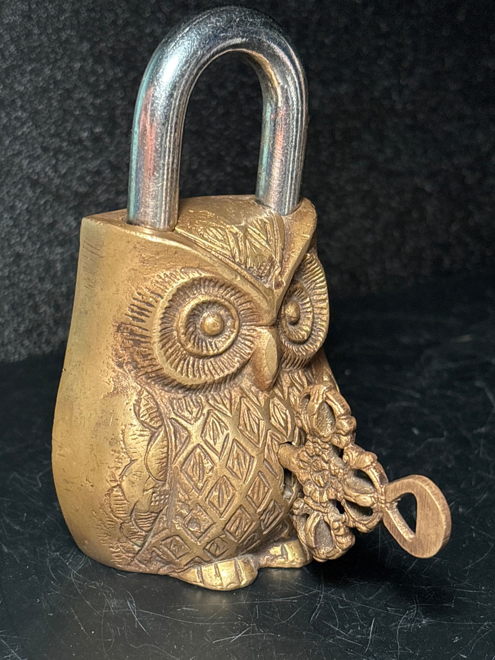 Vintage owl form brass 5 inch padlock with key (1 of 6)