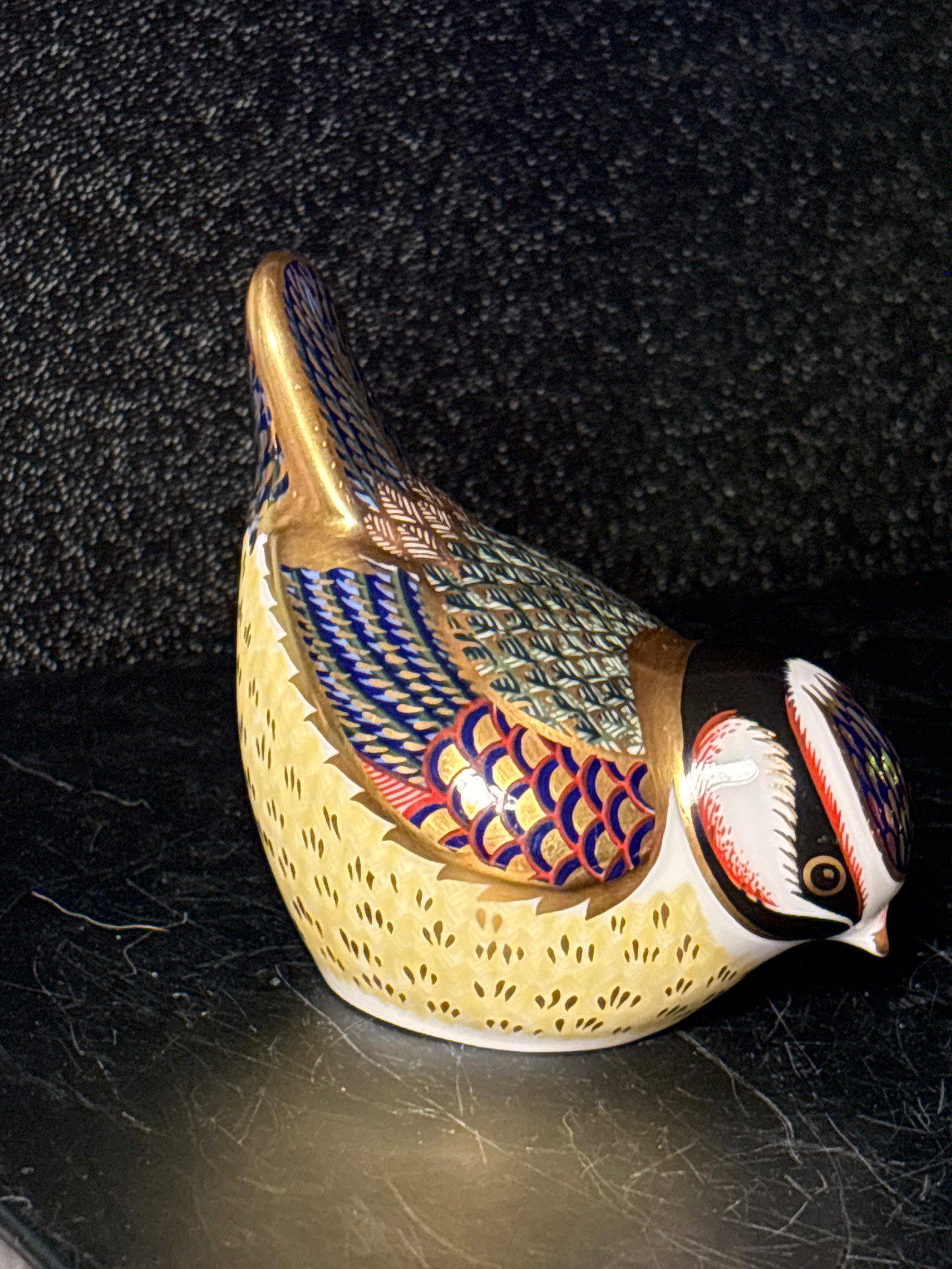 Vintage Royal Crown Derby English china Blue tit bird 2&1/2 inch statue paperweight: Vintage Royal Crown Derby English china Blue tit bird 2&1/2 inch statue paperweight . Gold stopper. No box.Hand painted.Good condition with no damage.