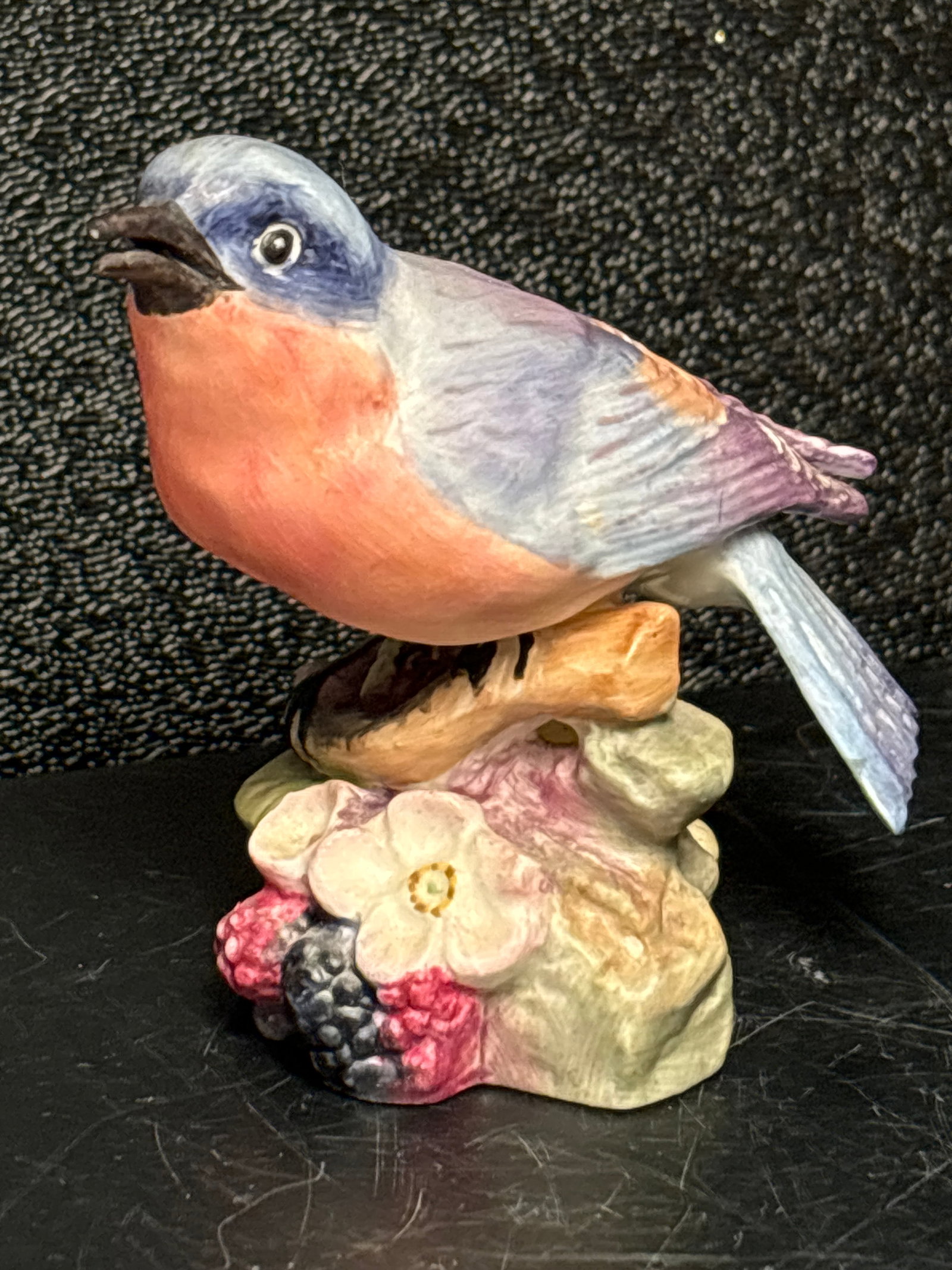 Vintage Bluebird Royal Worcester English bone china 3x3 inch statue.: Vintage Bluebird Royal Worcester English bone china 3x3 inch statue.Good condition with no damage.