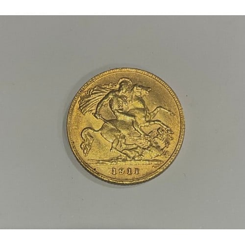 Originial George V solid gold half sovereign, 1911 (1 of 4)