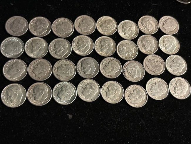 Assorted Lot of thirty-two (32) circulated Roosevelt silver dimes (1 of 8)