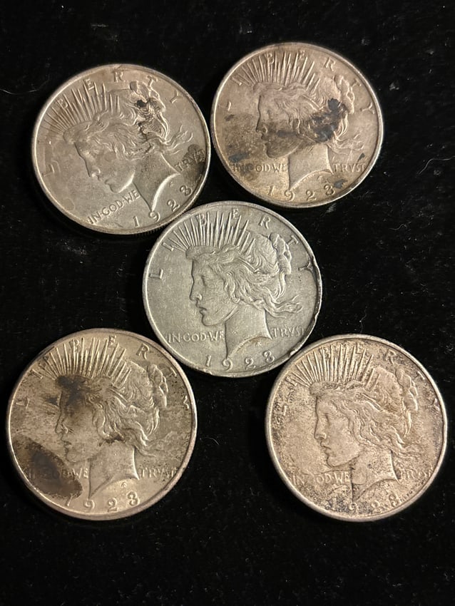 lot of five circulated silver 1923 Peace dollars (1 of 7)