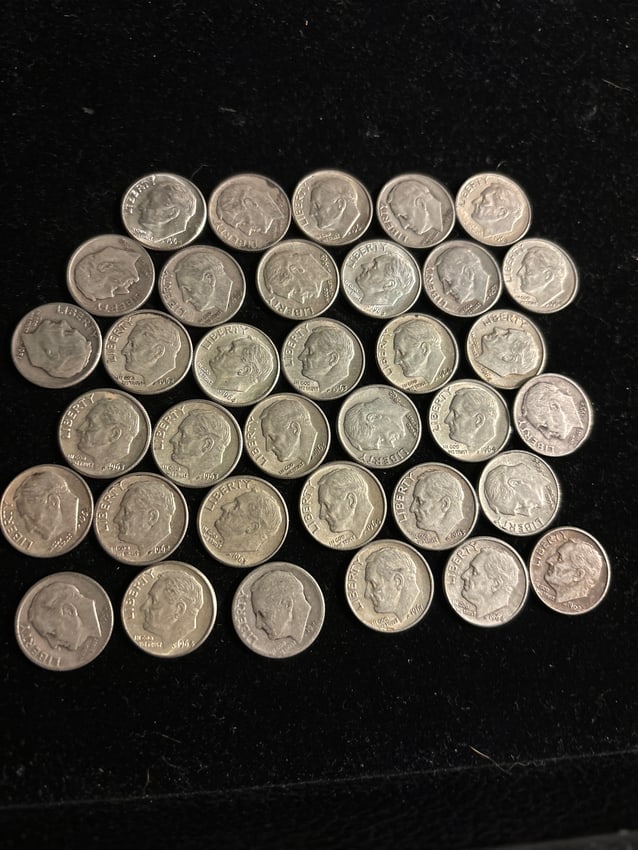 lot of forty circulated silver Roosevelt dimes (1 of 6)