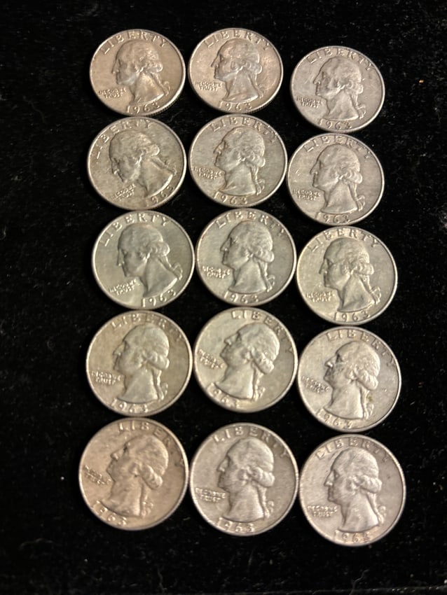 Lot of fifteen (15) 1963 Washington silver quarters (1 of 5)