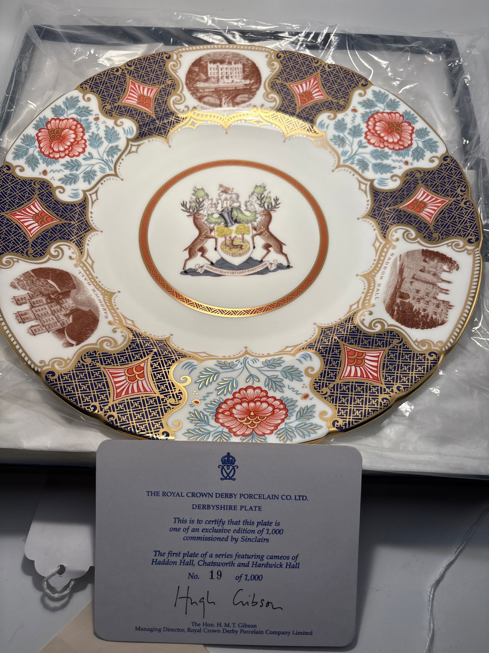 Sinclairs exclusive Ed. ‘Derbyshire Plate’ Royal Crown Derby 10&1/4 inch plate: Sinclairs exclusive Ed. ‘Derbyshire Plate’ Royal Crown Derby 10&1/4 inch plate. New old stock still in Original box.Very good beautiful condition