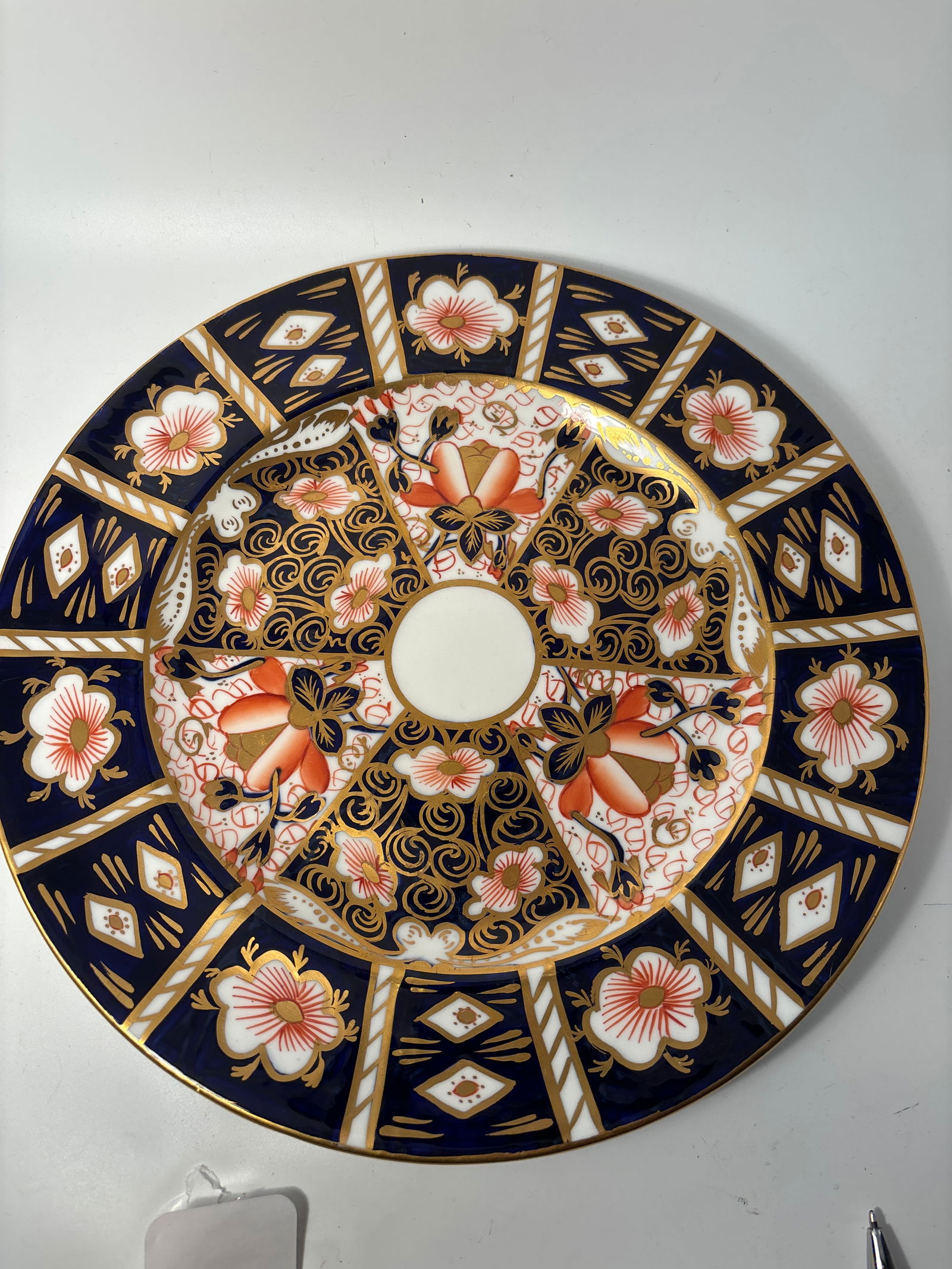 Imari 2451pattern Royal Crown Derby England 10&1/2 inch plate: 10&1/2 inch Imari 2452pattern Royal Crown Derby England plate. Very good condition, no chips, cracks, etc.