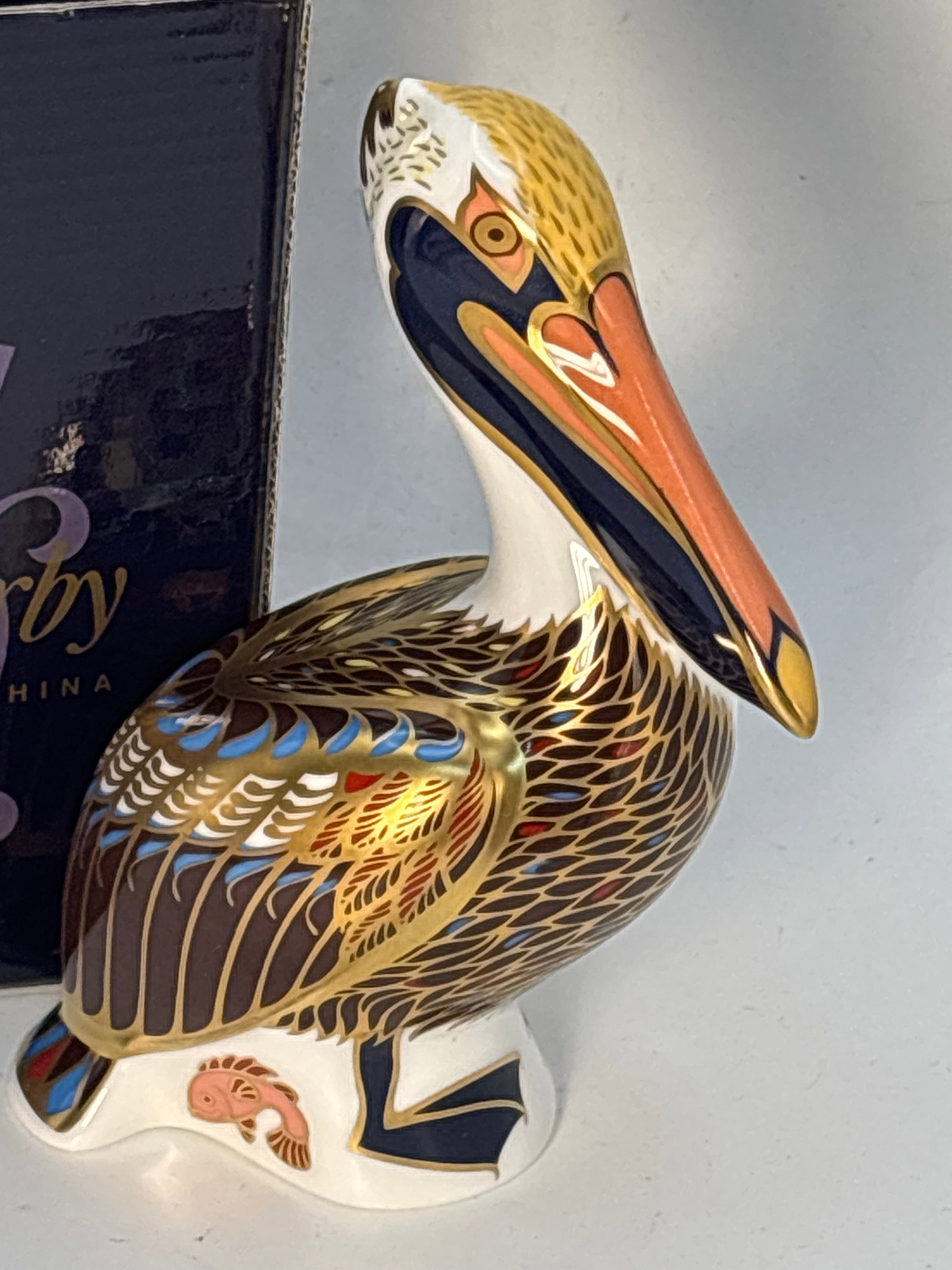 1998 ‘Brown Pelican’ Royal Crown Derby fine china 5&1/4 inch paperweight: 1998 “Brown Pelican” Crown Derby fine china paperweight.Gold stopper. With box. beautiful condition. No chips, cracks, etc.