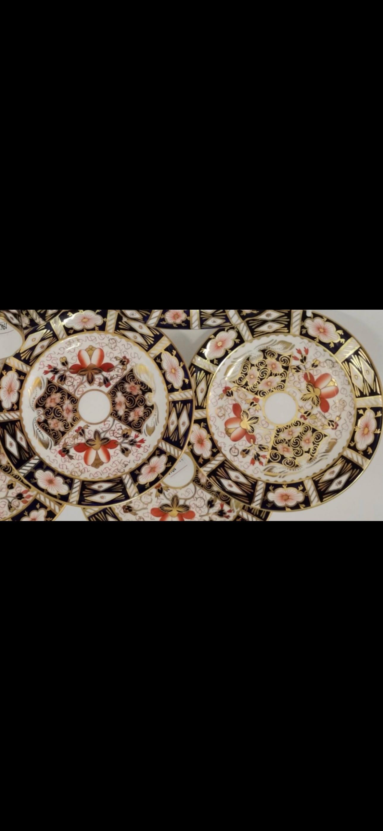 Two 6&3/4 inch Imari 2451 Royal Crown Derby English china plates: Two Imari 2451 Royal Crown Derby English china plates.No chips, cracks, etc.