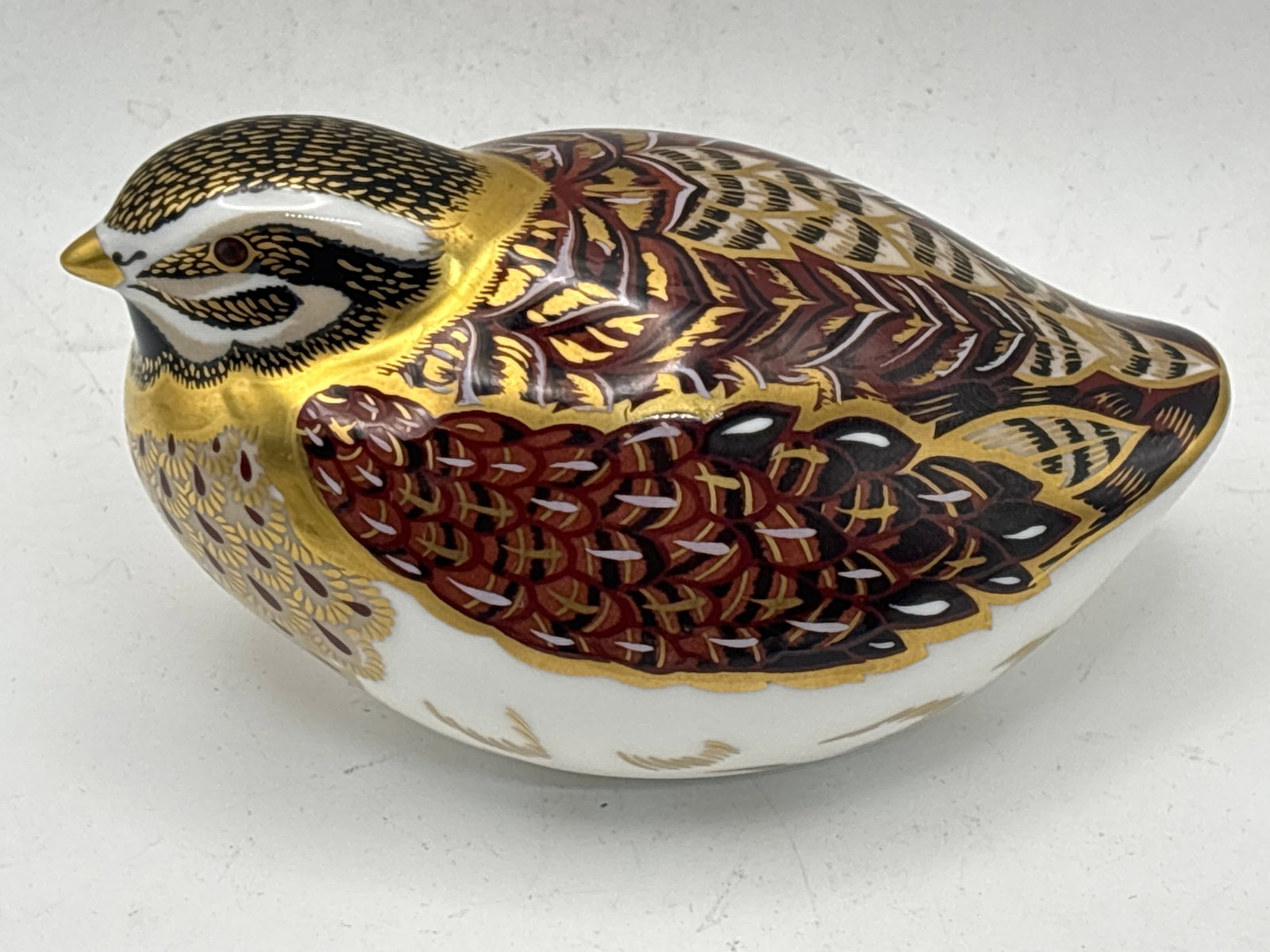 "Dappled Quail" Royal Crown Derby 3&1//2 inch paperweight: "Dappled Quail" Royal Crown Derby 3&//2 inch paperweight,Gold stopper. No box. Like new