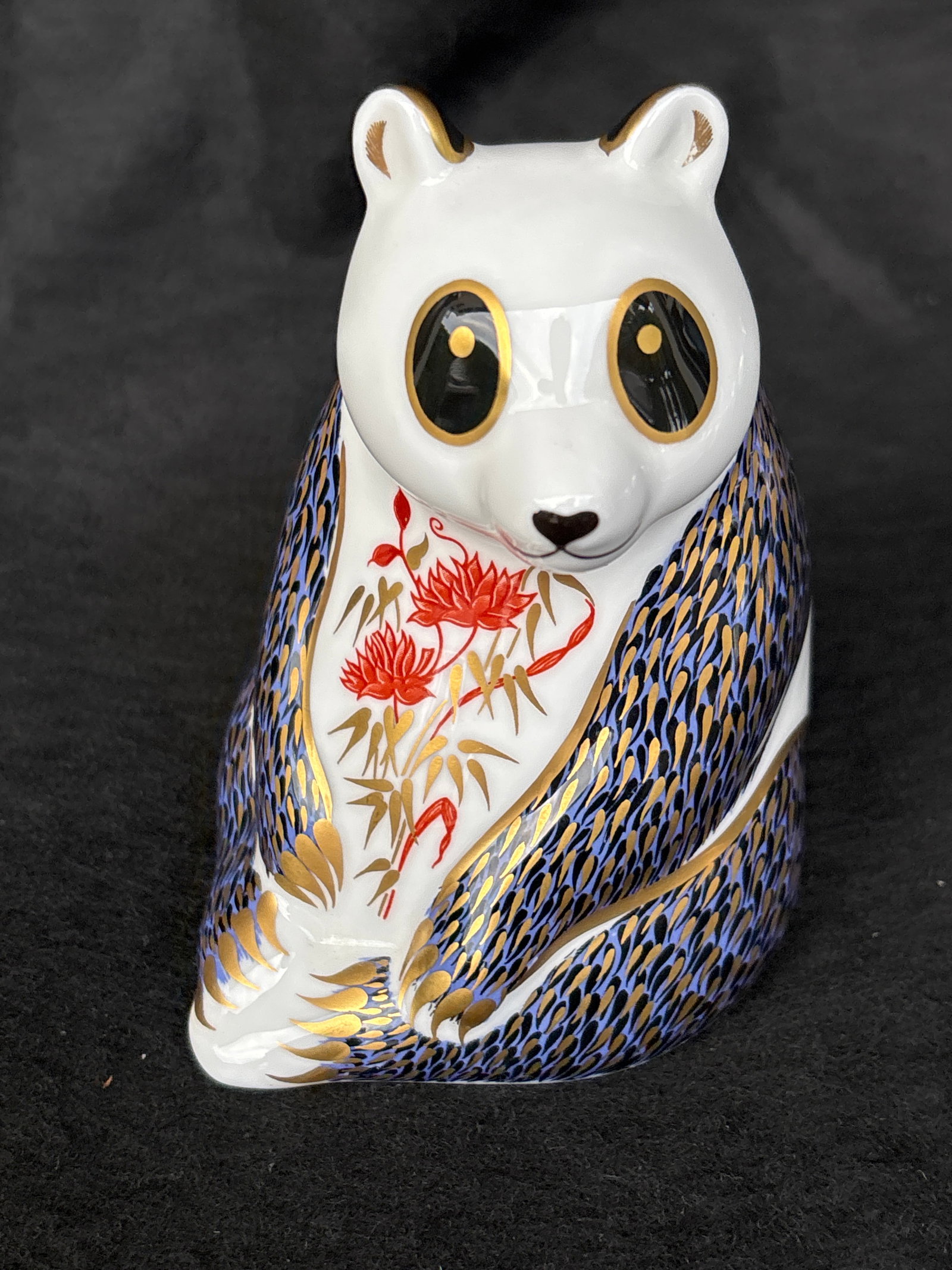 Panda Bear Royal Crown Derby 4 inch paperweight: Panda Bear Royal Crown Derby paperweight.Very good condition.