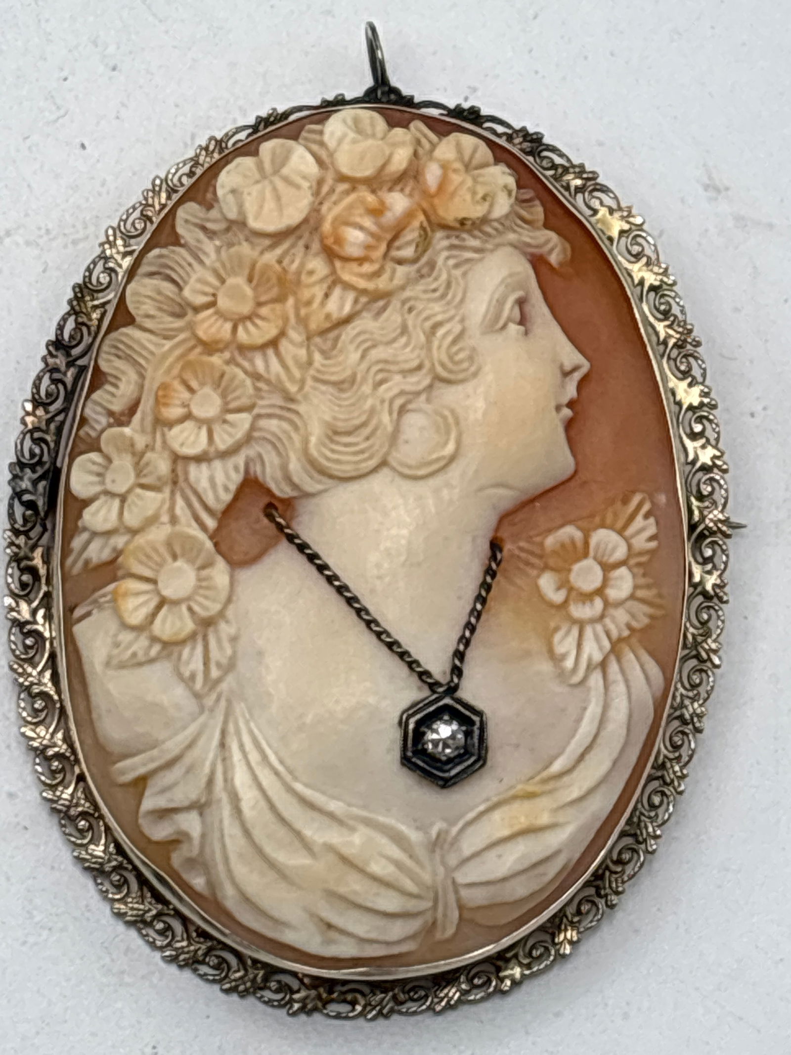 Lovely Vict 14k white gold shell carved woman’s portrait cameo 2&1/4 inch brooch; 14 grams (1 of 8)