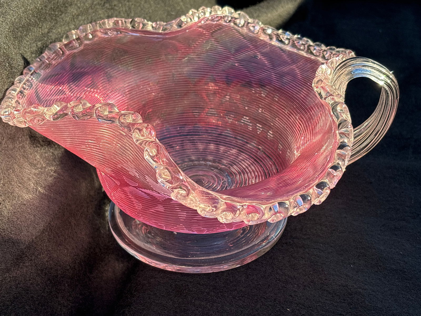 Large Rare Sandwich Glass Co. pink threaded art glass handled 10 inch basket/bowl (1 of 11)