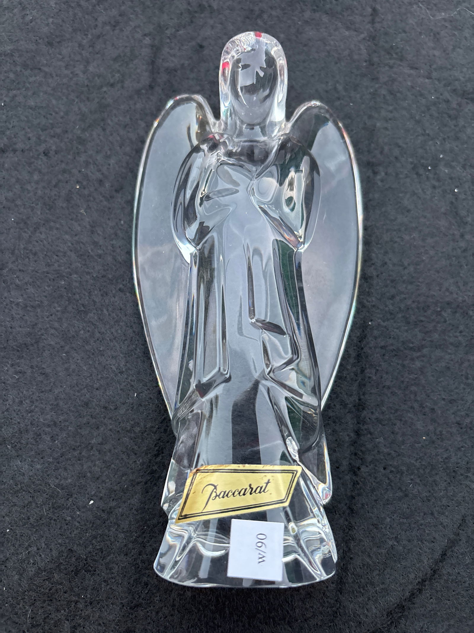 Baccarat fine French clear crystal angel 6 inch sculpture: Baccarat fine French crystal angel 6 inch sculpture . No box.Good condition, no chips, cracks, etc.