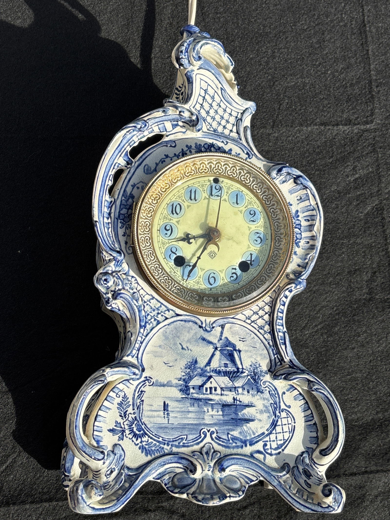 Vintage Delft Dutch blue windmill scenic 14 inch mantle clock (1 of 12)