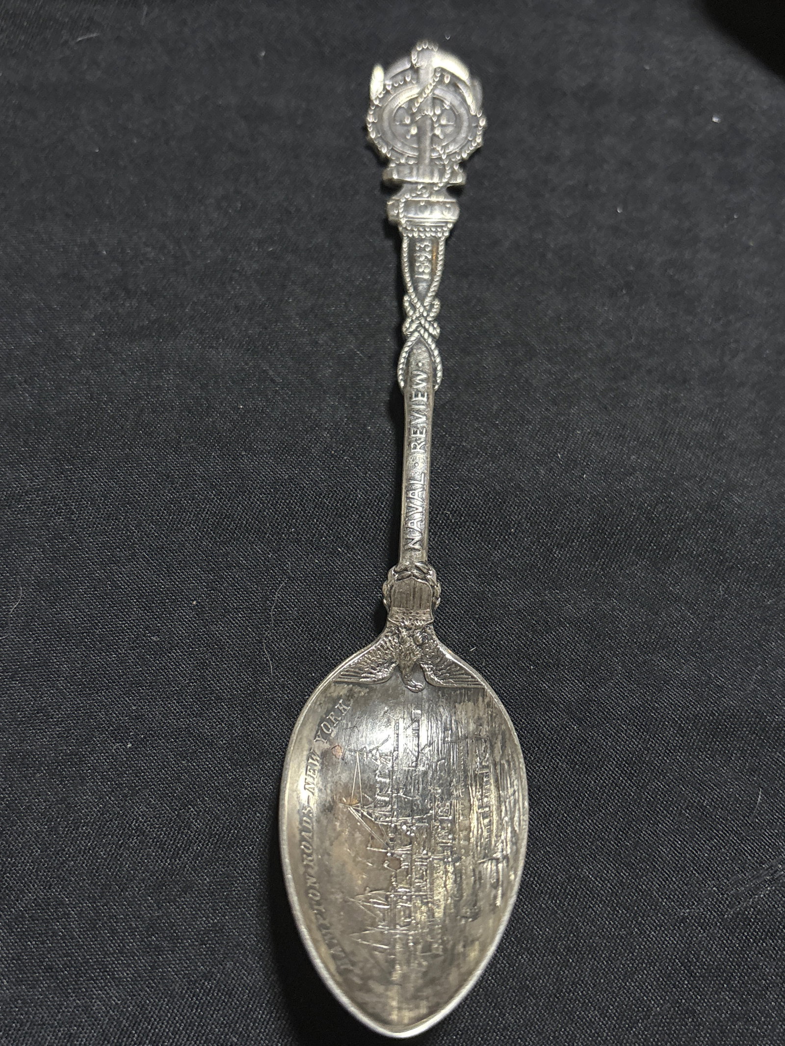 Hampton Roads NY Naval Reserve 5&3/4inch spoon; 30grams: Hampton Roads NY Naval Reserve 5&3/4inch spoon; 30 grams.No pitting, breaks, etc. but light tarnish.