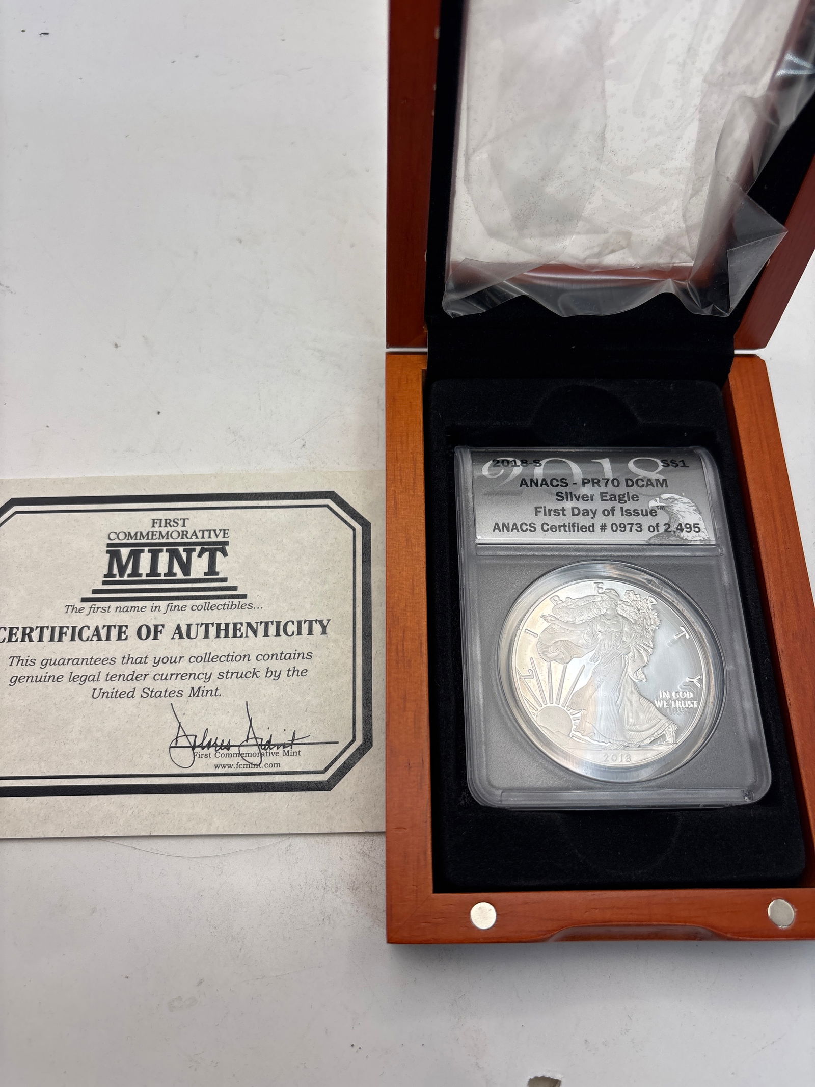 2018 Silver Eagle one ounce fine silver Walking Liberty $1 w/COA (1 of 7)