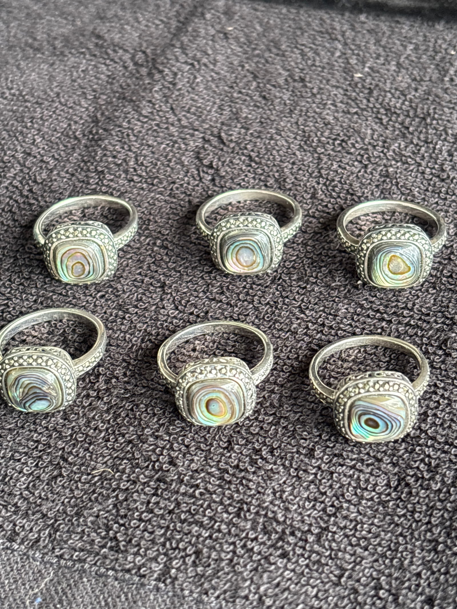 Six matching sterling silver & abalone shell rings; 27 grams (1 of 11)