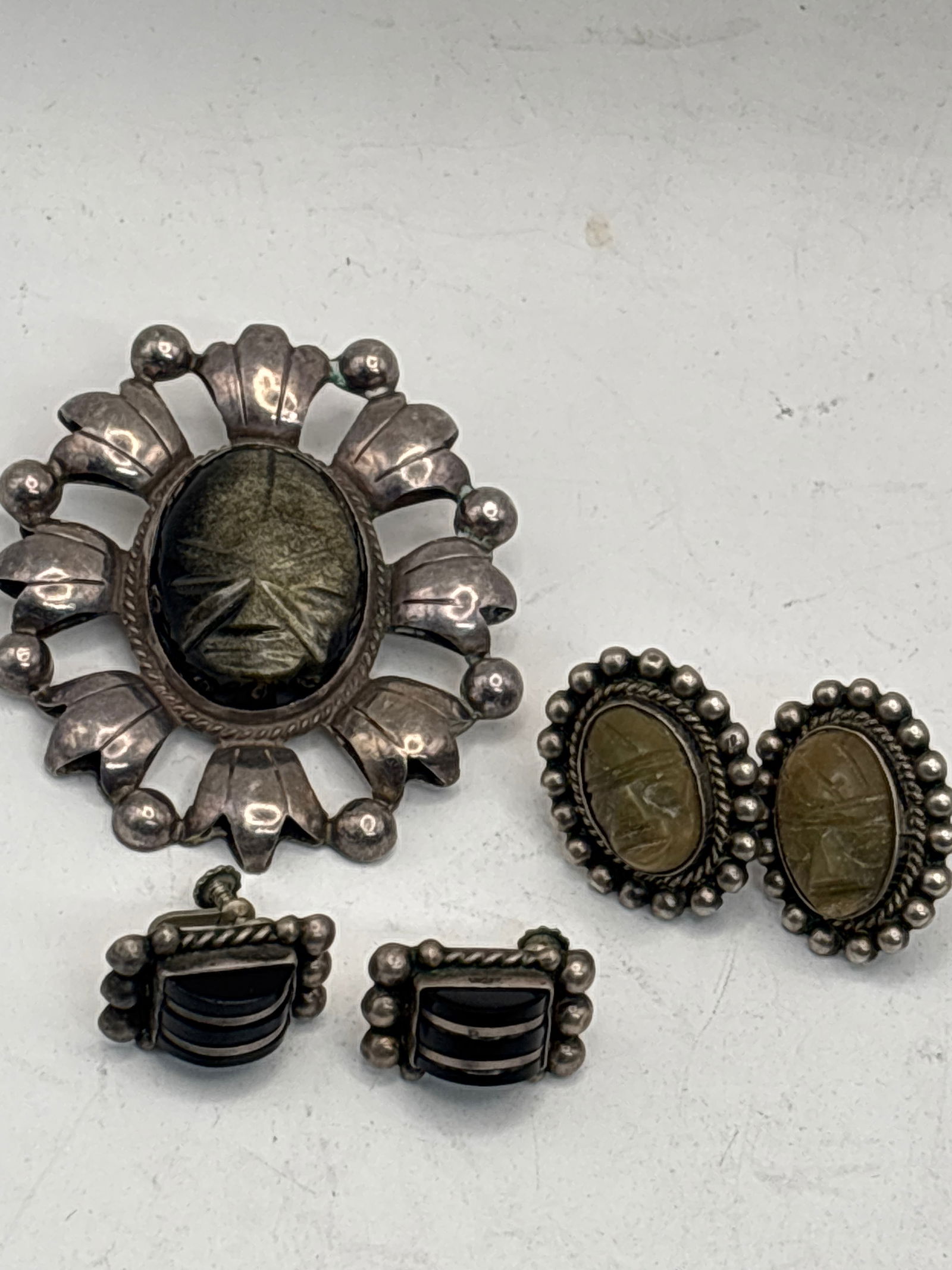 Five pieces vintage Mexican sterling silver and face design stone brooch &earrings; 40 grams (1 of 8)