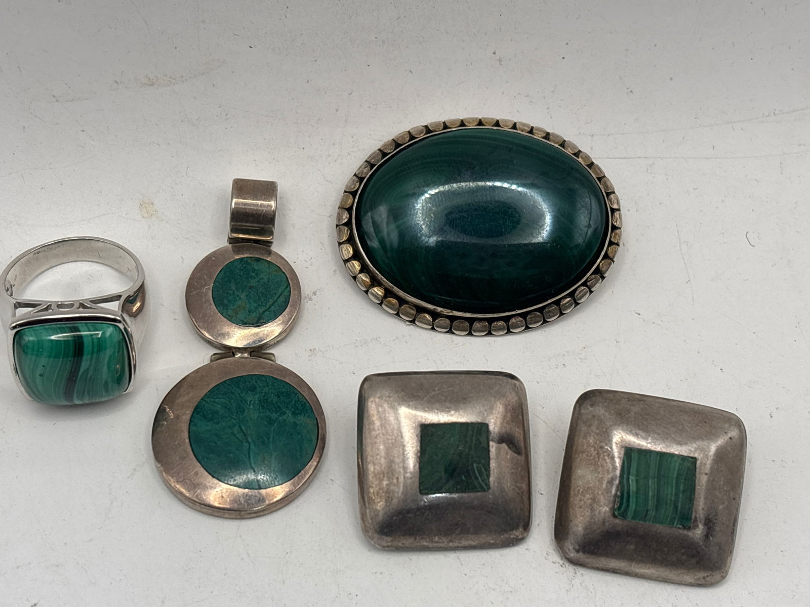Five pieces vintage malachite & sterling silver ring, 950 pendant, brooch & earrings; 71 grams (1 of 10)