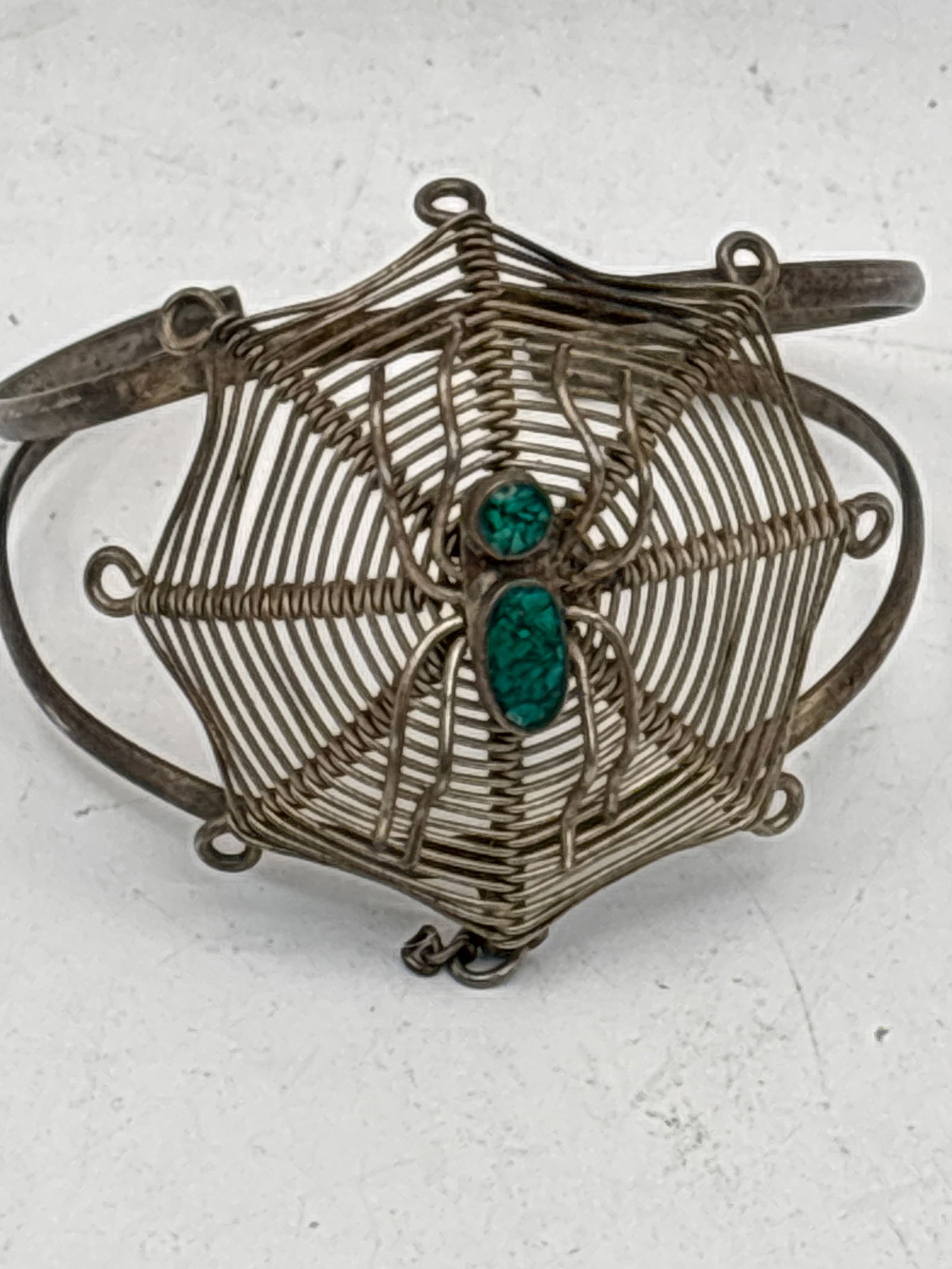 Vintage spider on web form green Malachite silver bracelet; 14 grams.: Vintage spider on web form green Malachite silver bracelet; 14 grams.. Interior circumference is 6 inches.
