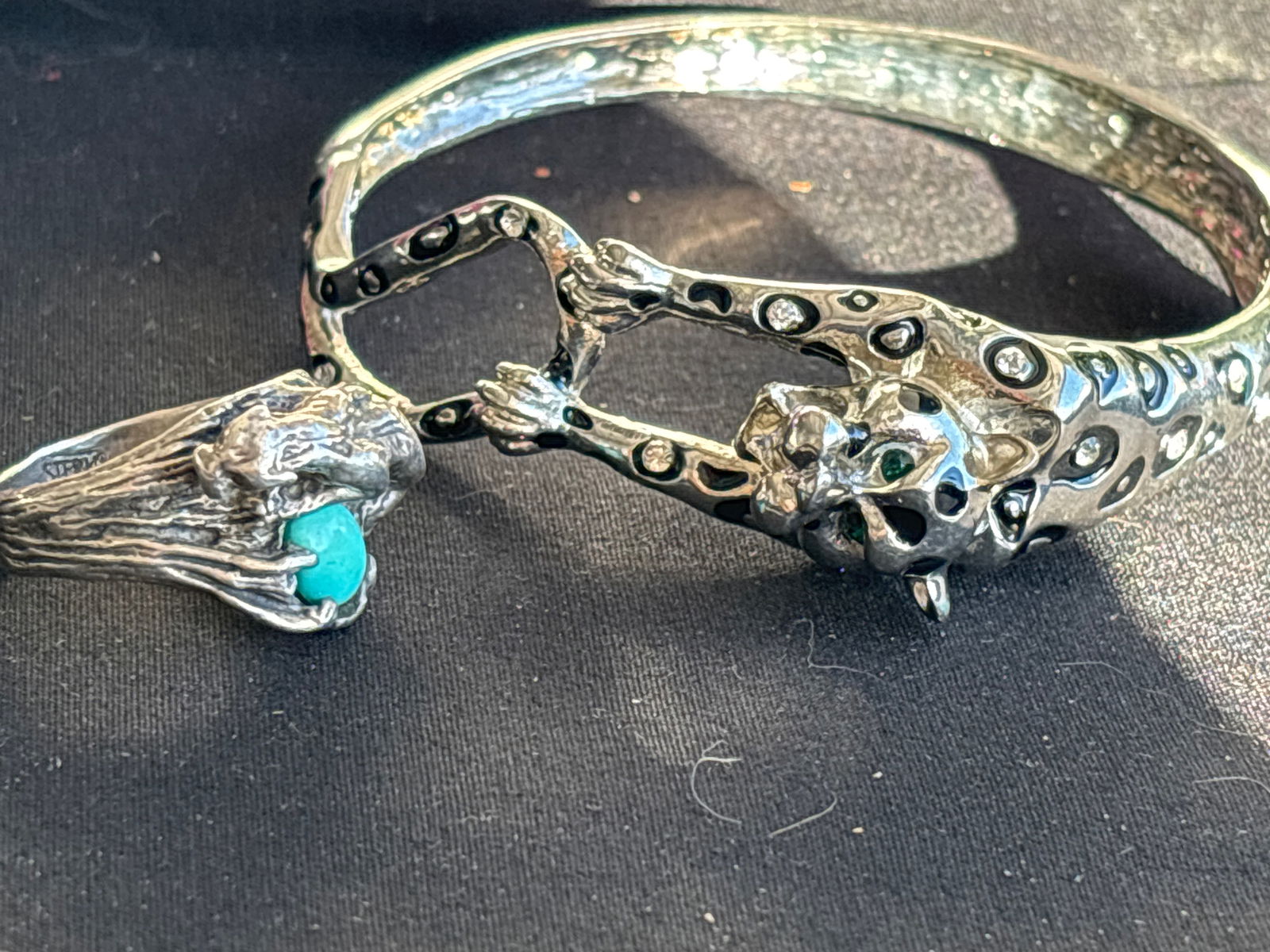 Turquoise & sterling silver panther ring & metal bracelet (1 of 8)
