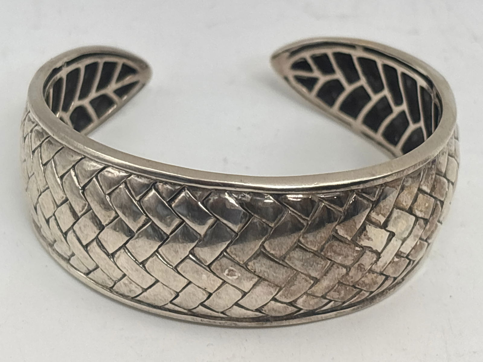 Artist initialed Large Native American woven design sterling silver cuff bracelet ; 47 grams (1 of 8)
