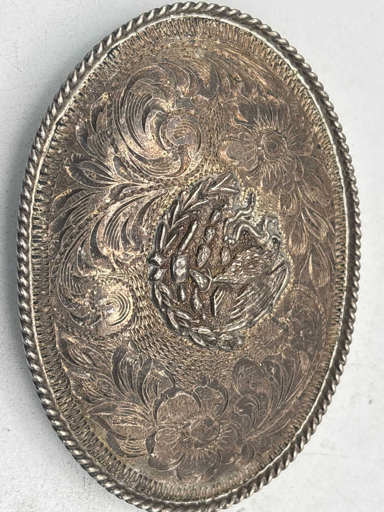 Large Mexican coat of arms Sterling silver design belt buckle ; 49 grams (1 of 8)