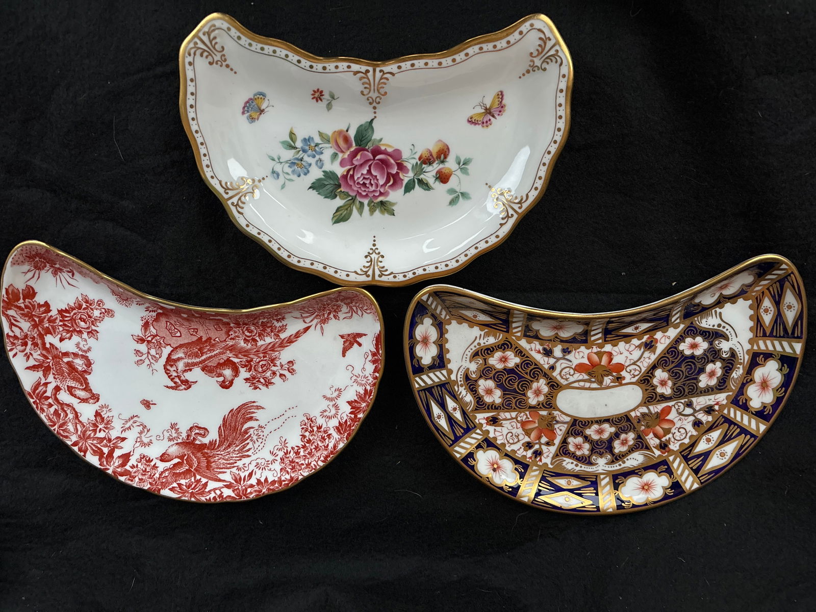 Three similar crescent shaped Royal Crown Derby 8&1/2 inch dishes (1 of 9)