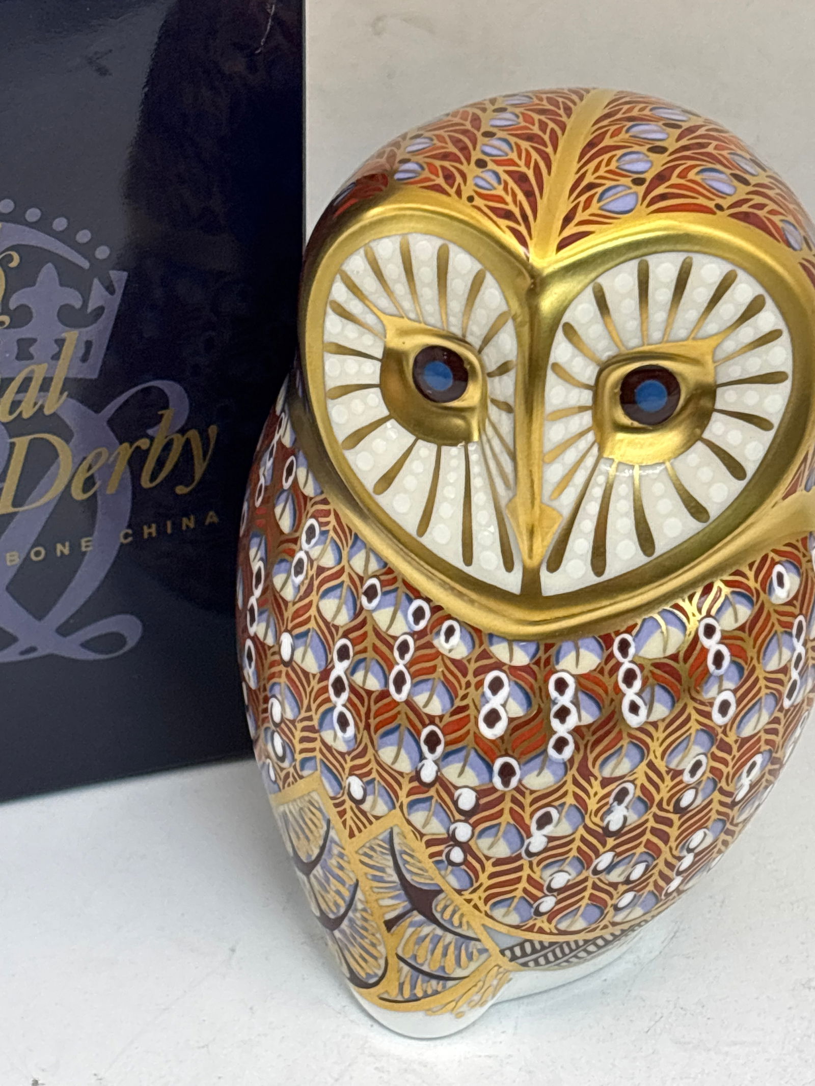 Desirable’Barn Owl, Royal Crown Derby 5 inch paperweight statue (1 of 9)