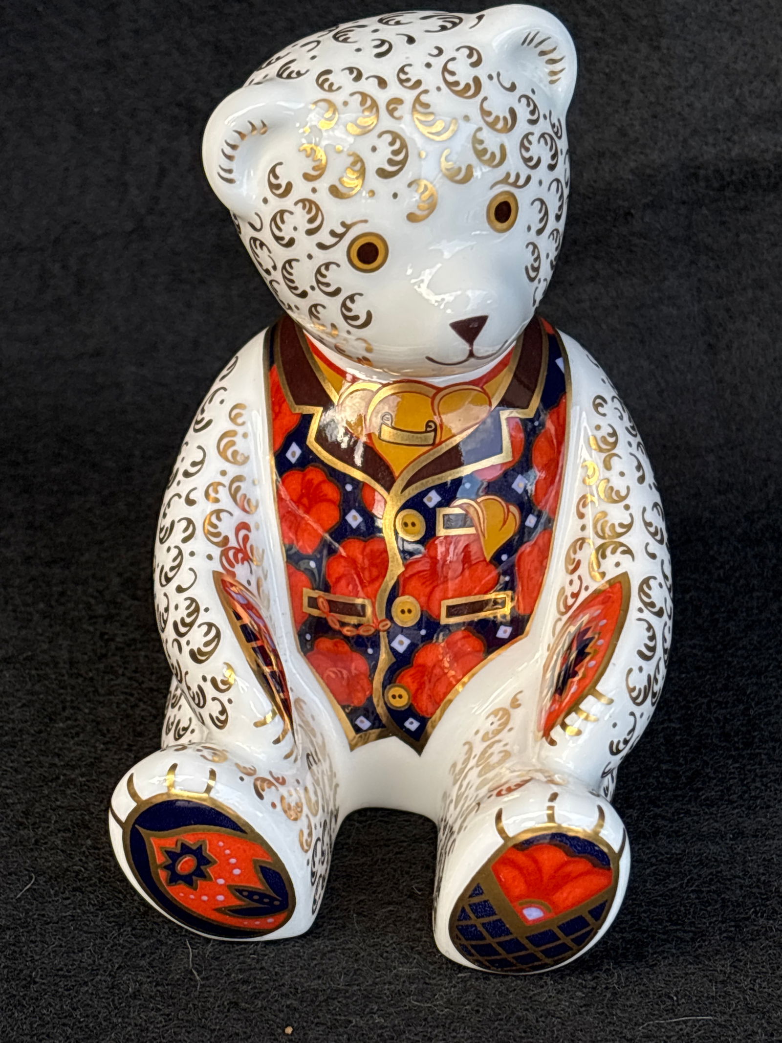 Exclusive 1997 Collectors Guild Teddy Royal Crown Derby 5 inch bear figurine (1 of 7)