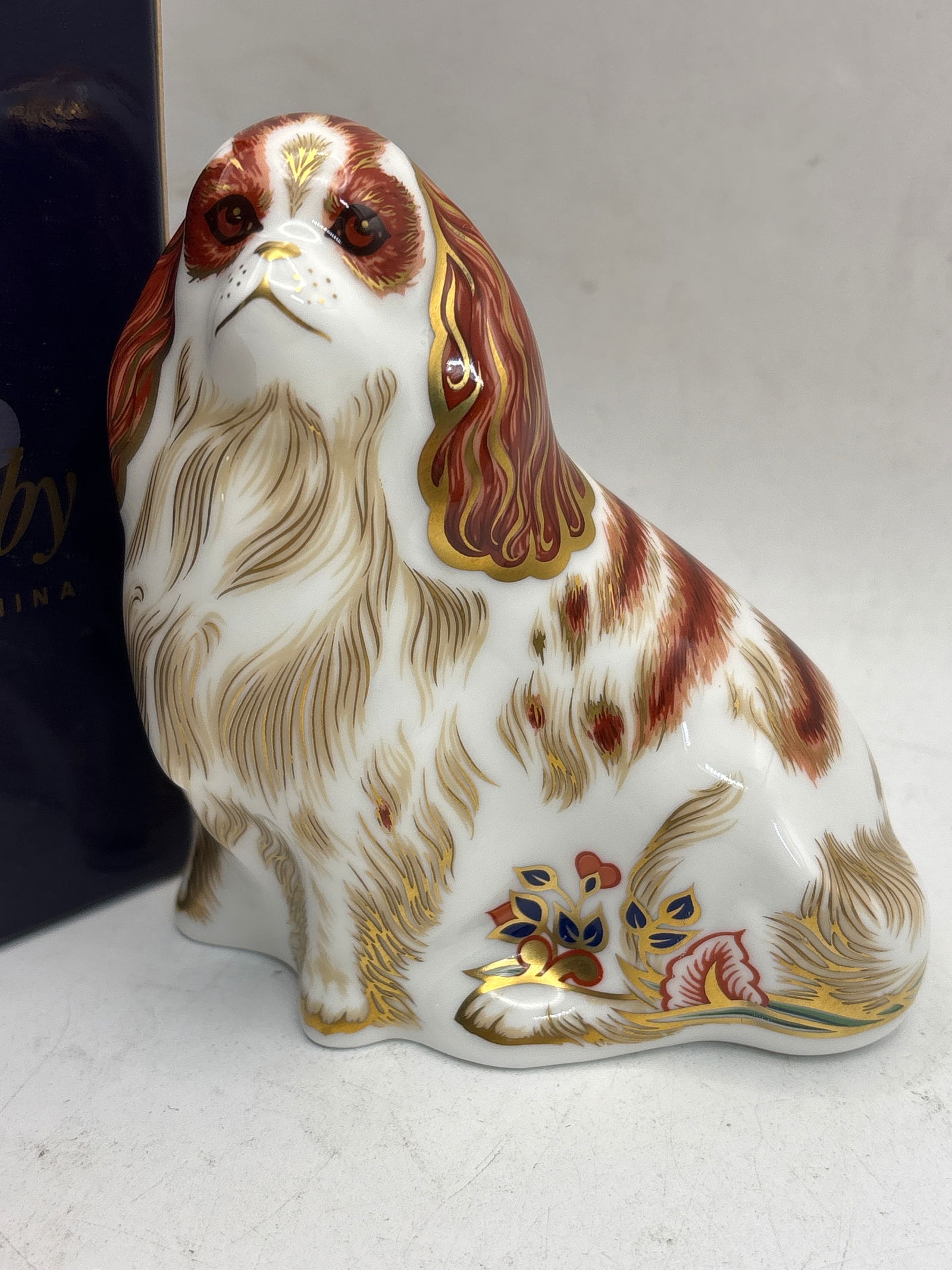 2003 Cavalier King Charles Spaniel Royal Crown Derby 4 inch paperweight (1 of 8)