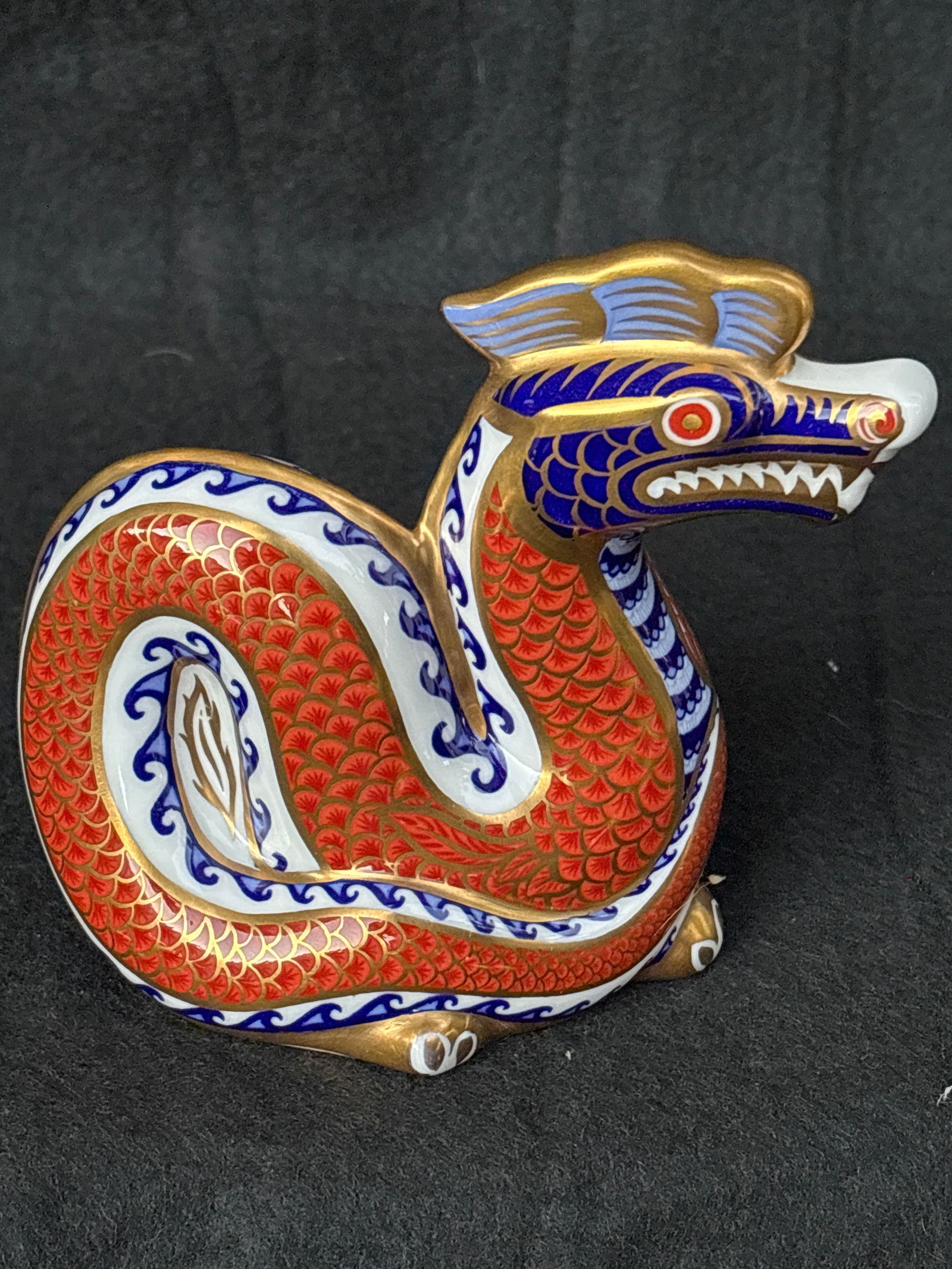 Royal Crown Derby Imari Dragon 5 inch paperweight (1 of 8)