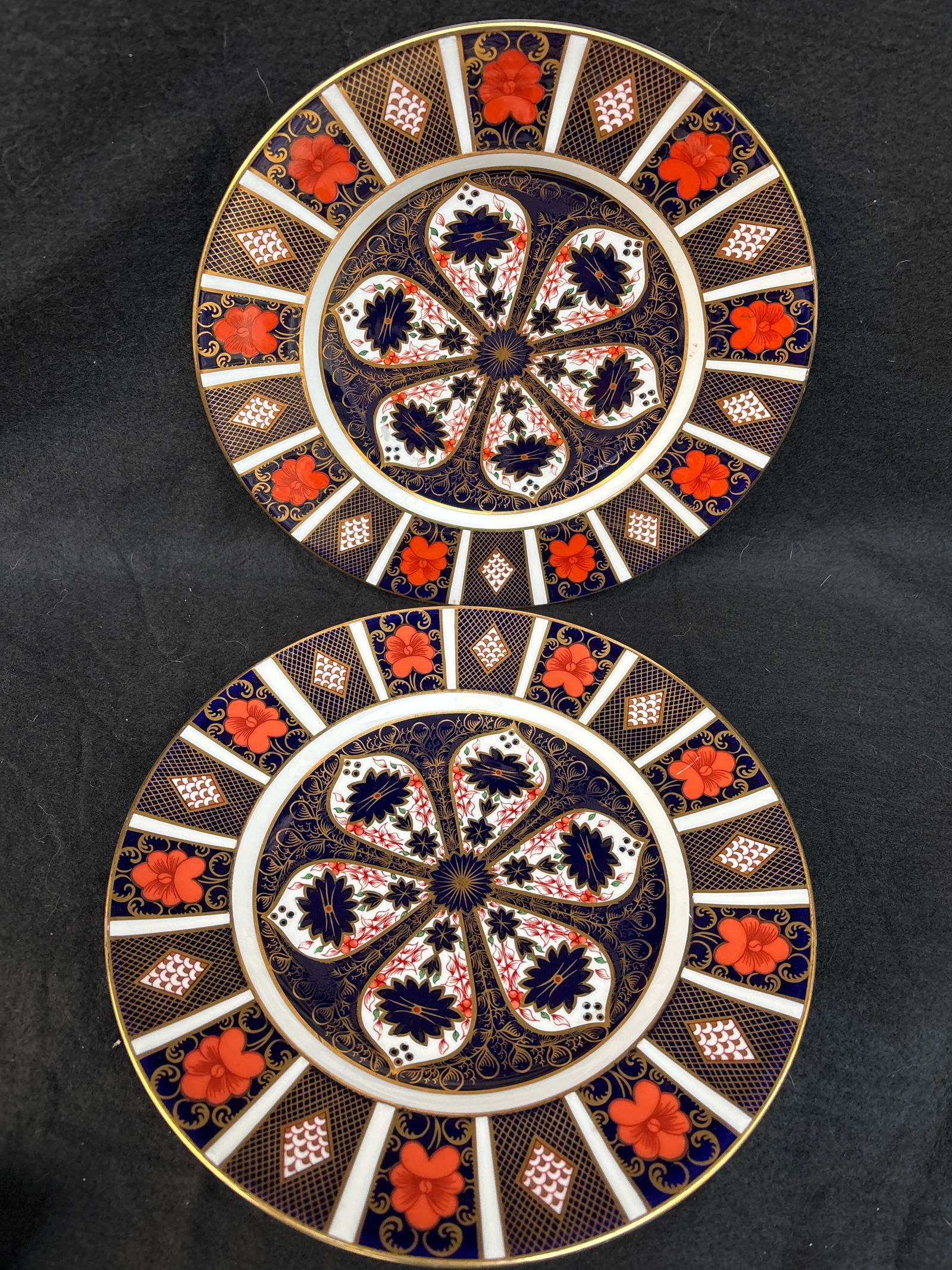 Pair 1st quality, Royal Crown Derby Old Imari 1128 dinner 10&1/2inches plate (1 of 9)