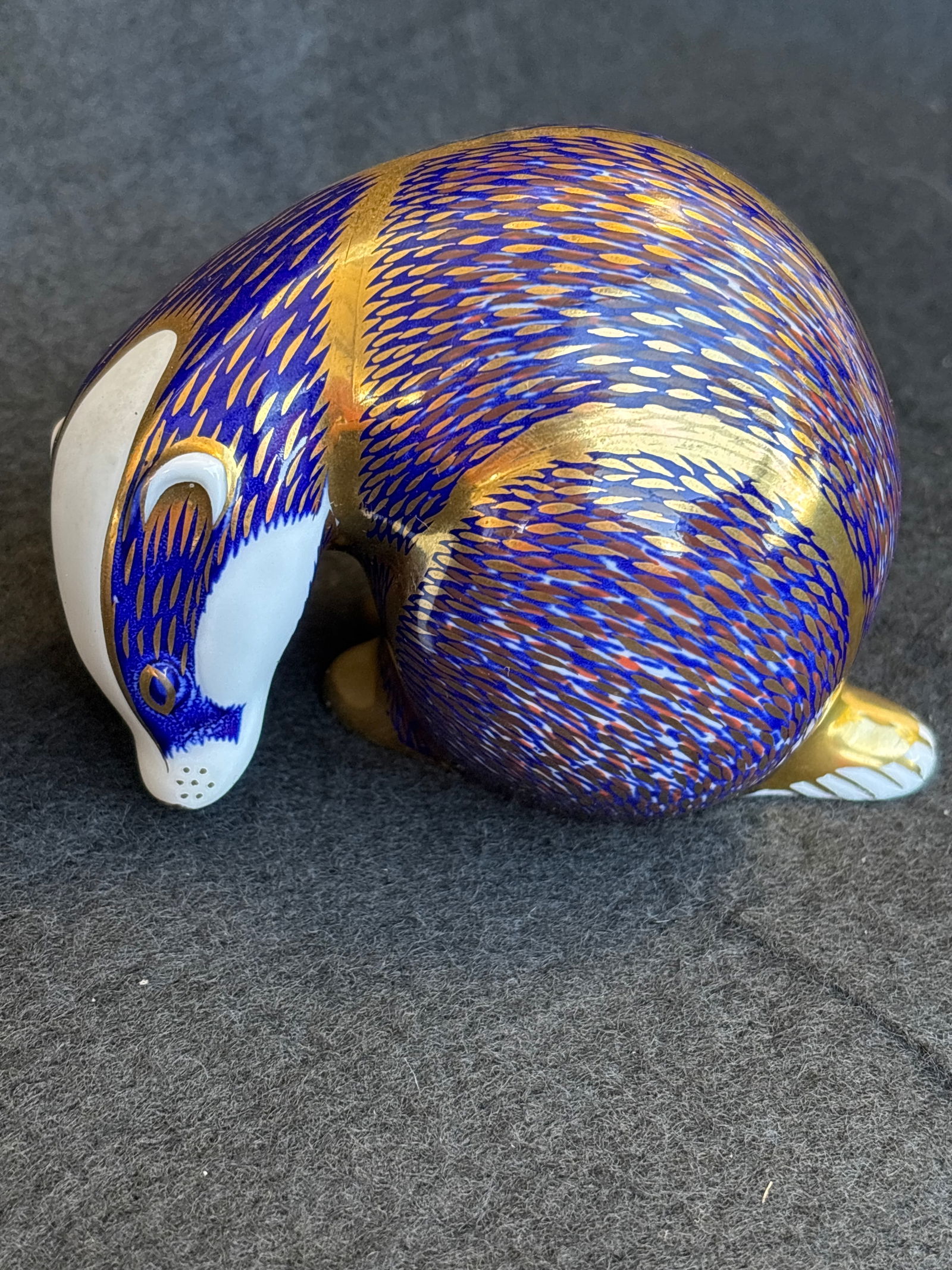 Royal Crown Derby badger 3&1/2 inch paperweight statue (1 of 7)