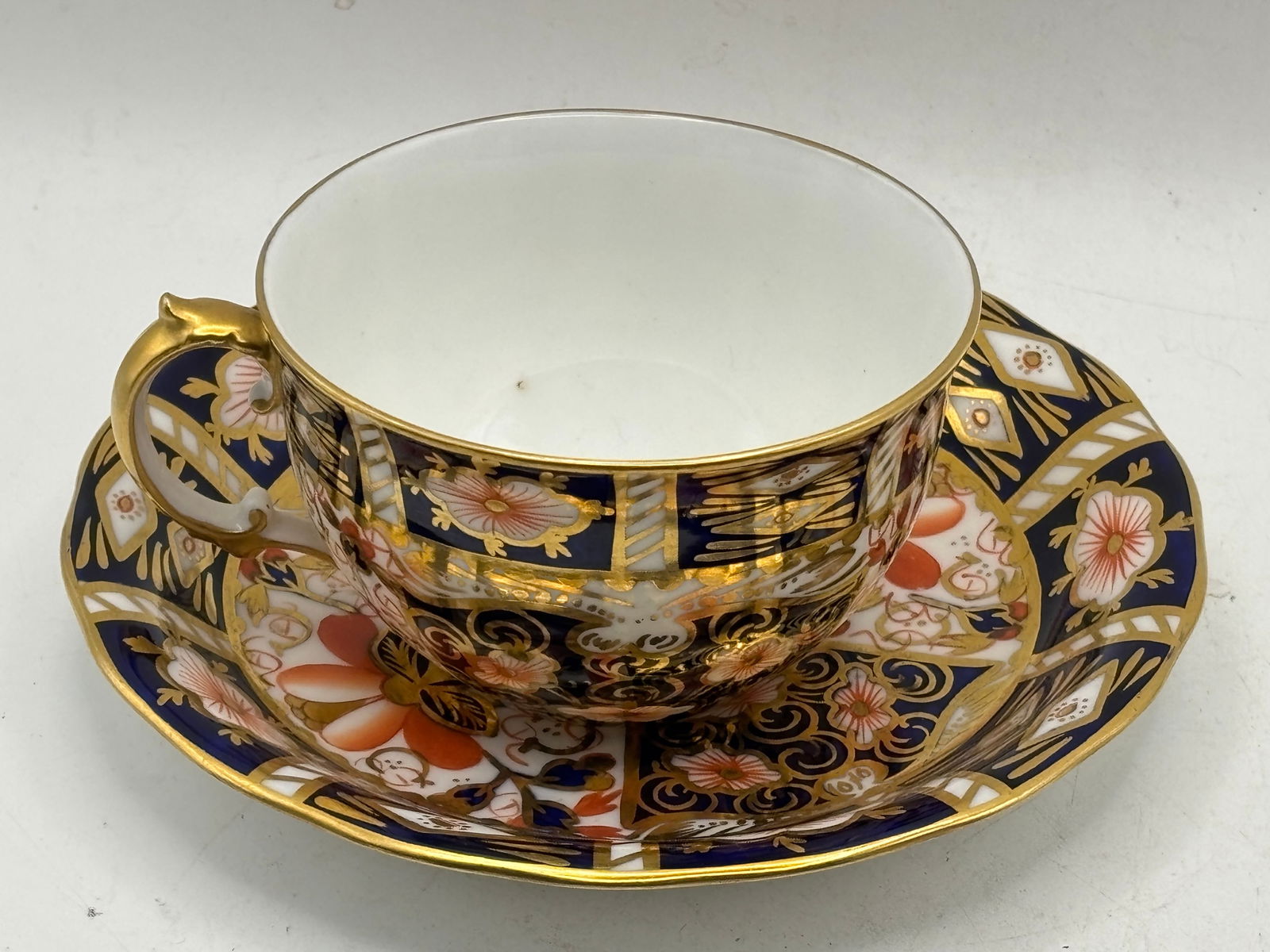 Set of twelve Imari Pattern # 2451 Royal Crown Derby cups with saucers (1 of 5)