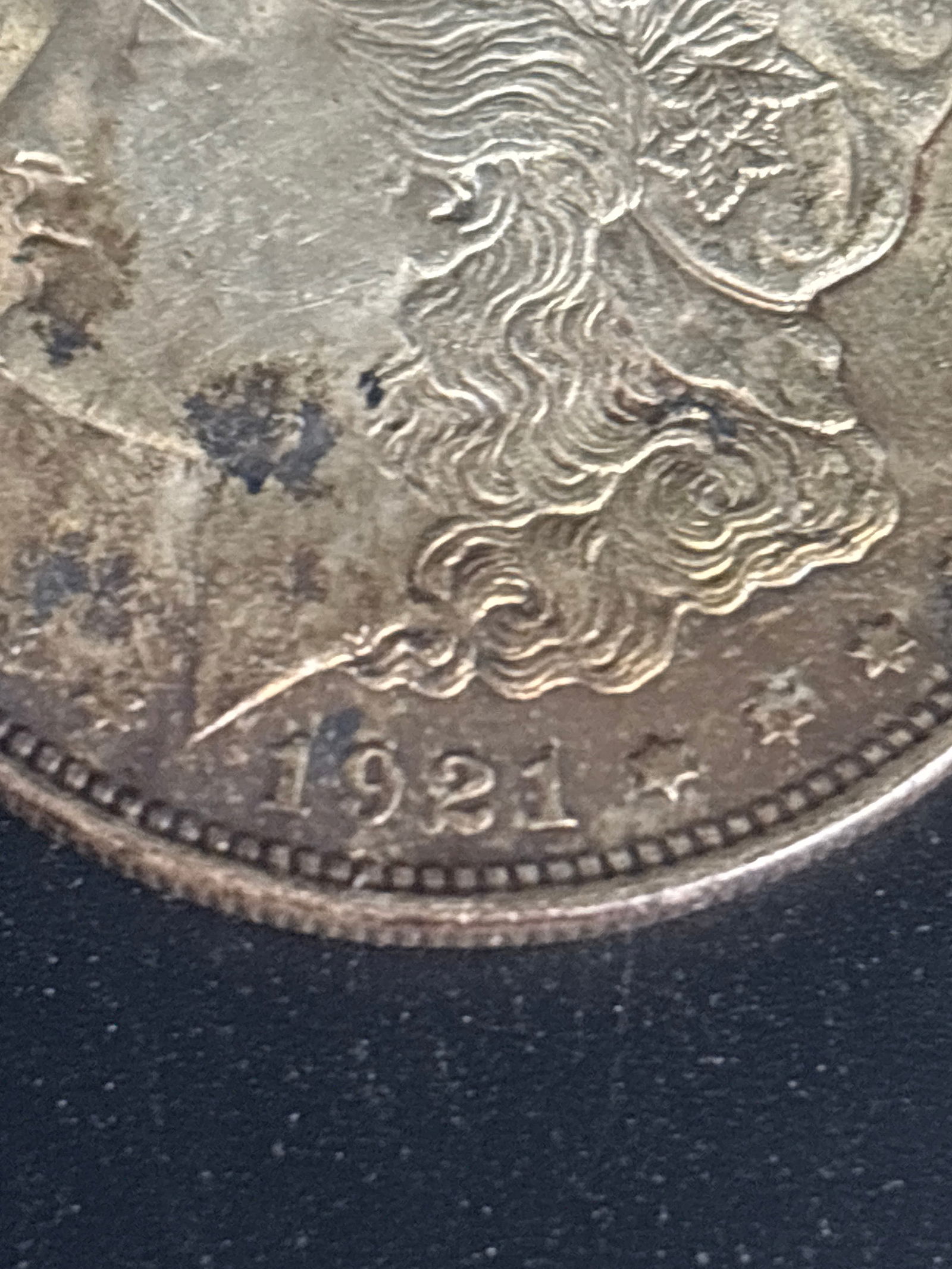 dated 1921Morgan American silver dollar - 2