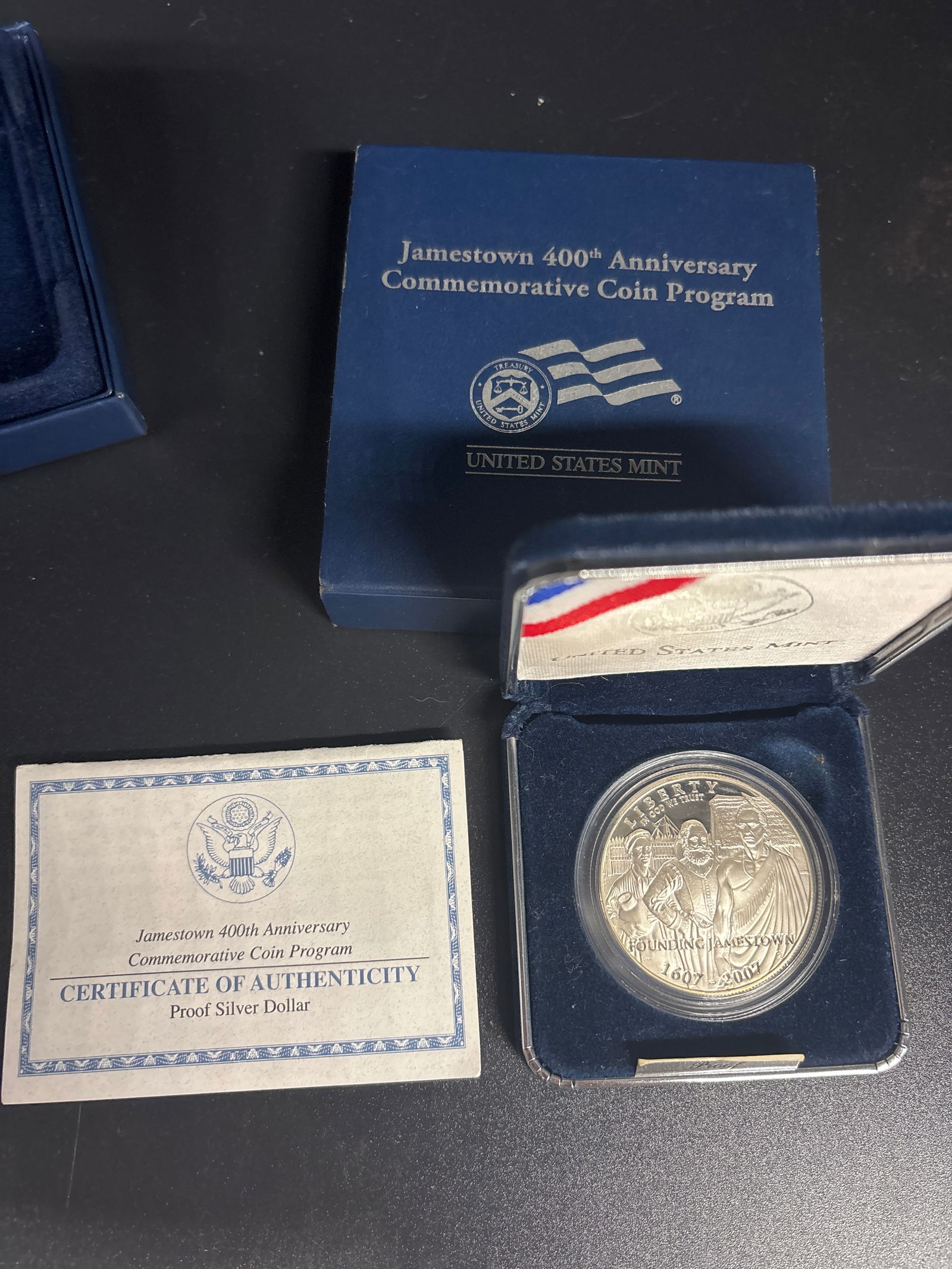 2007-P Jamestown 400th Anniversary 90% Silver Dollar (1 of 5)