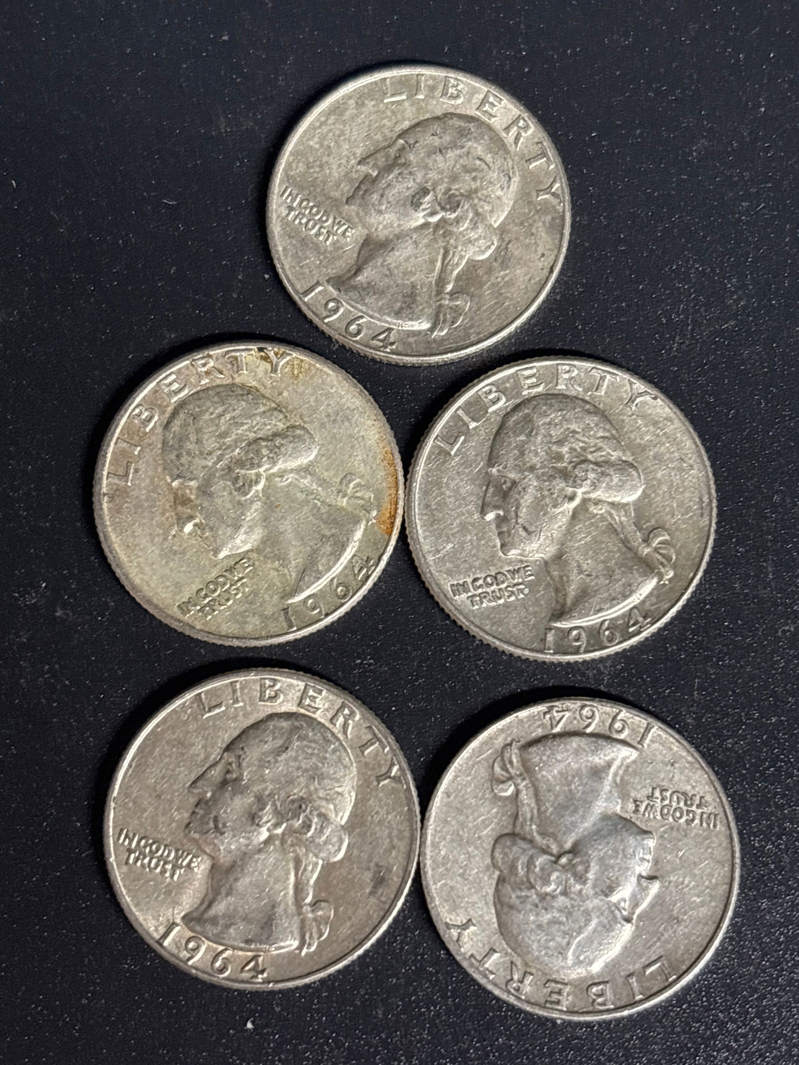 Five 1964 United States Washington Quarters. (1 of 4)
