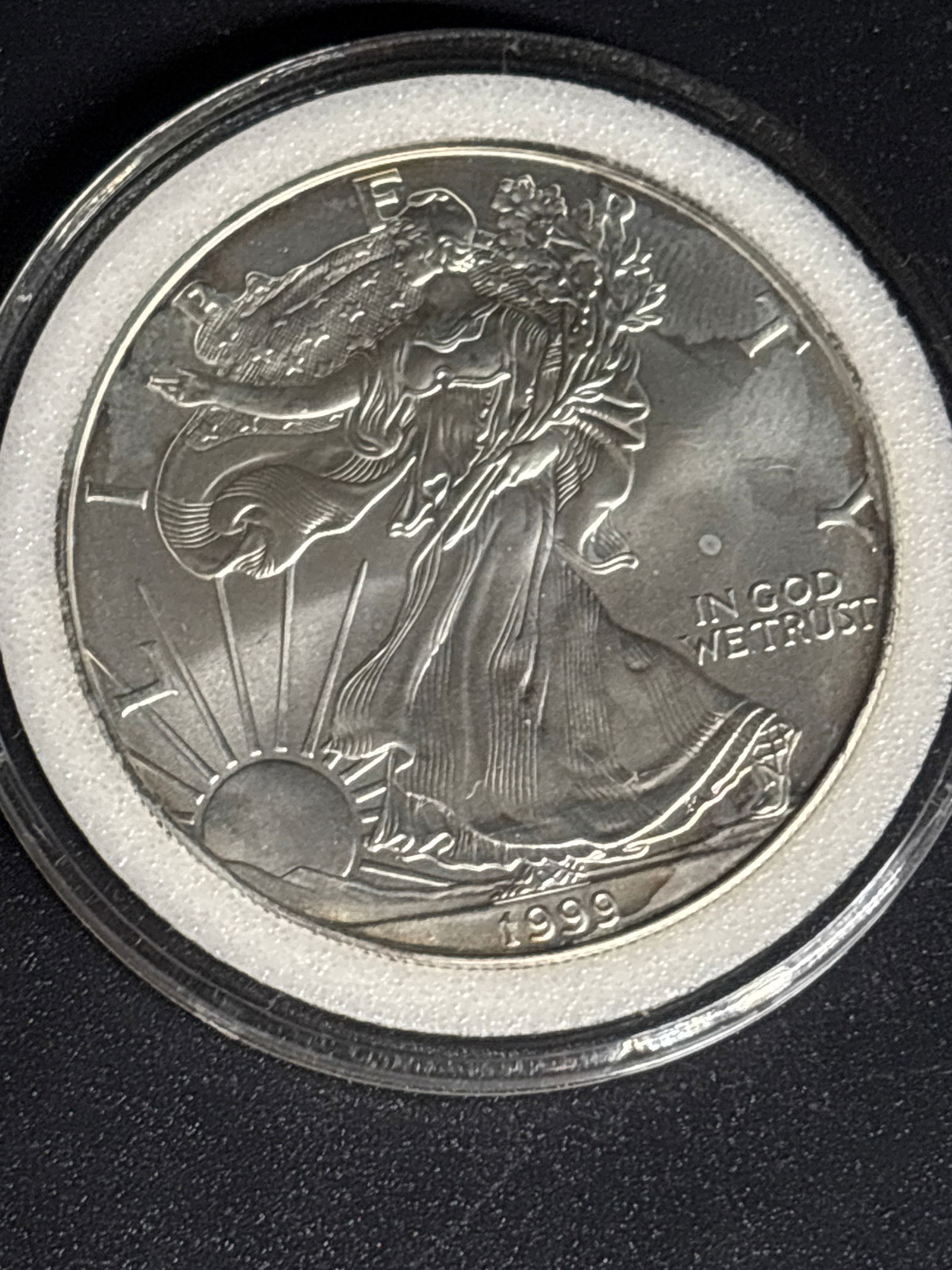 one ounce .999 fine silver 1999 American Silver Eagle one dollar (1 of 6)