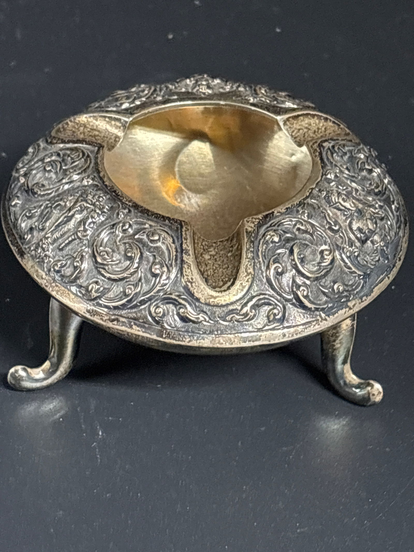Sterling silver antique or vintage footed ashtray ; 60 grams (1 of 8)