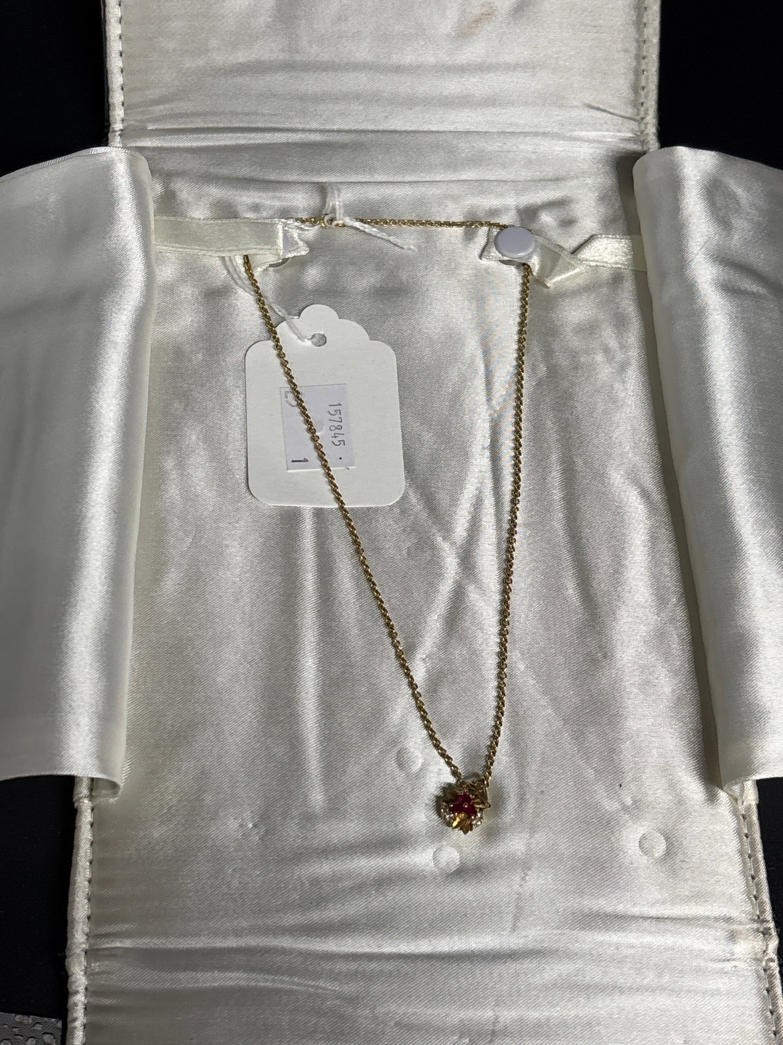 Tiffany & Co. . (1 of 4)