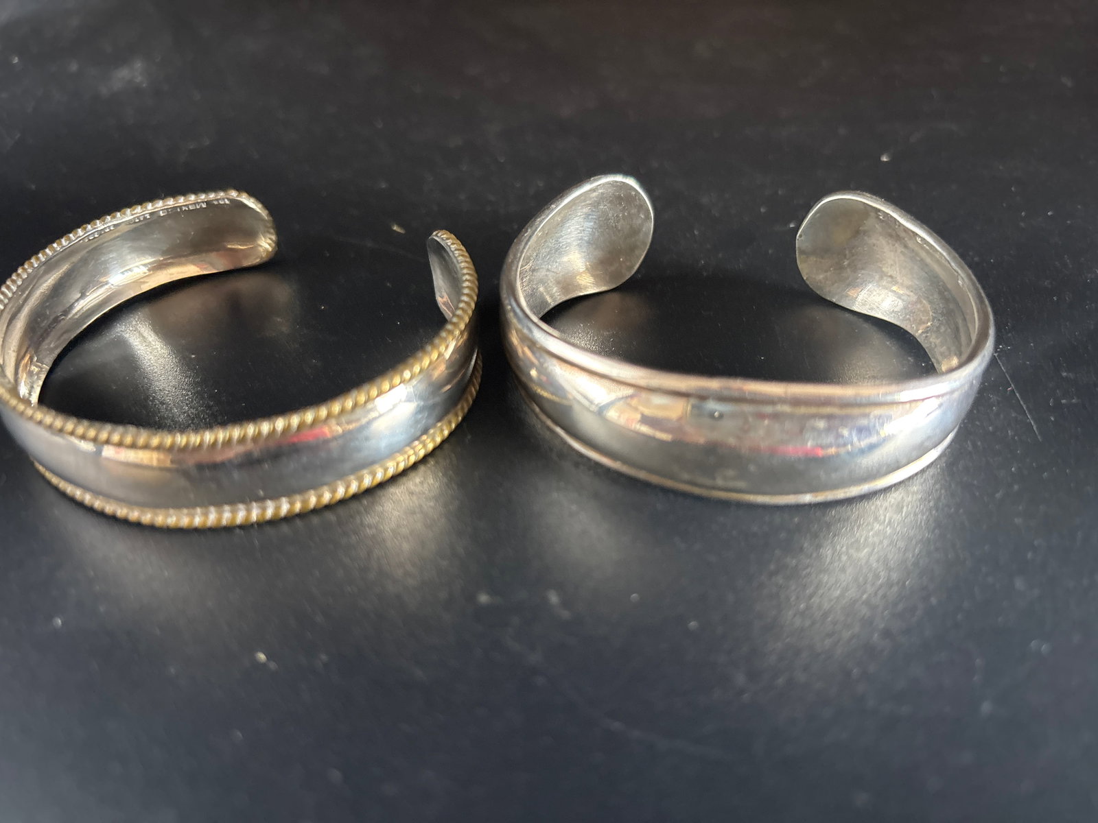 Two Vintage polished sterling silver cuff bracelet; 36 grams (1 of 7)