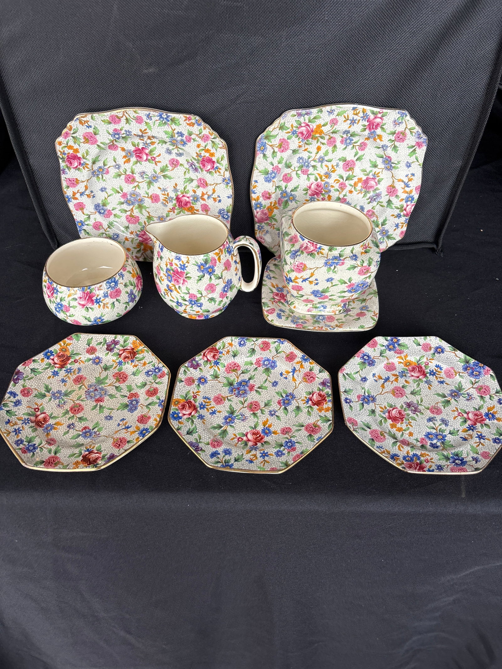 1930’s nine piece Royal Winton 'Old Cottage Chintz' floral dishes (1 of 5)
