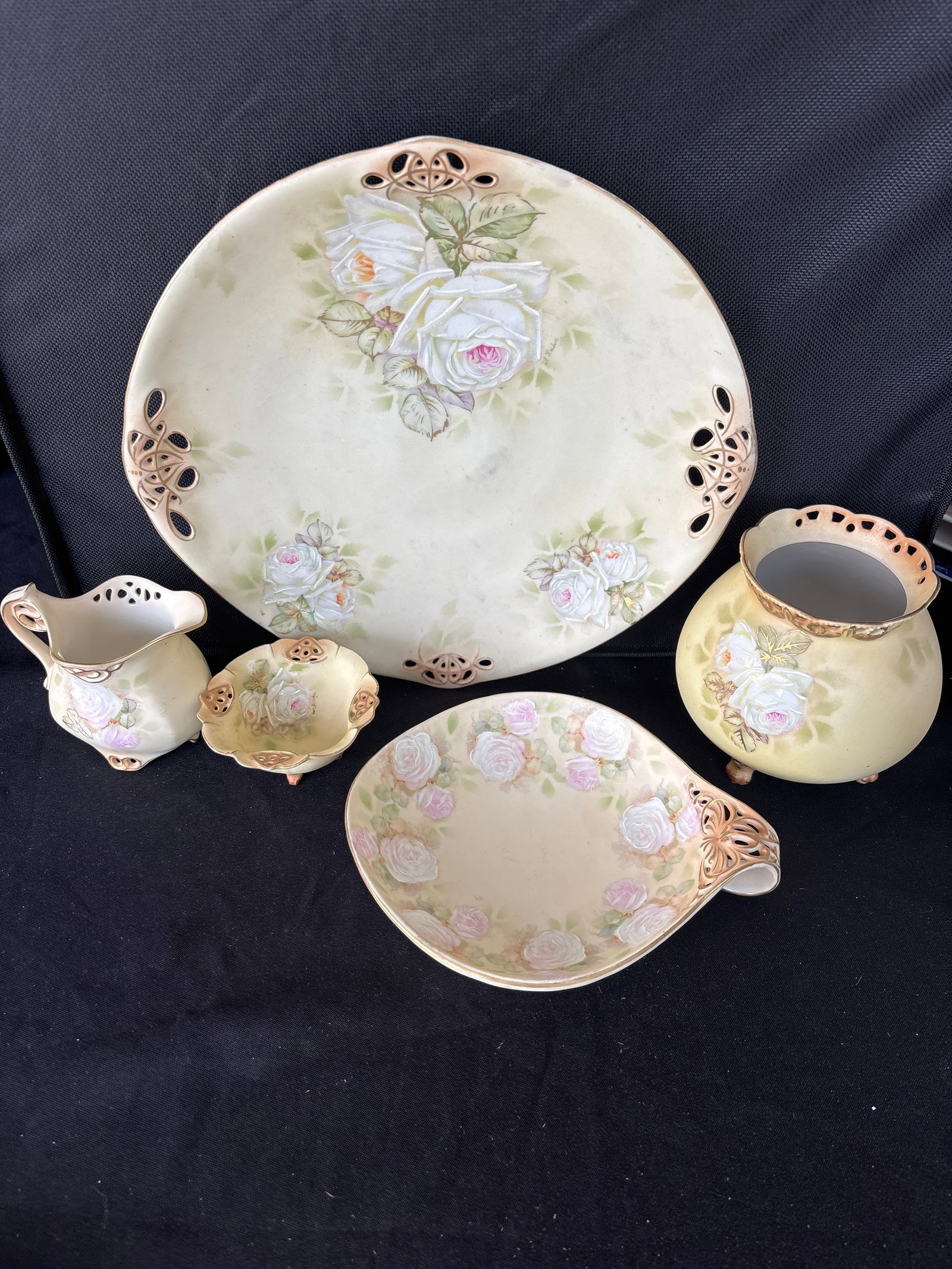 Five assorted Art Nouveau Royal Bayreuth hand-painted pieces from Bavaria (1 of 8)