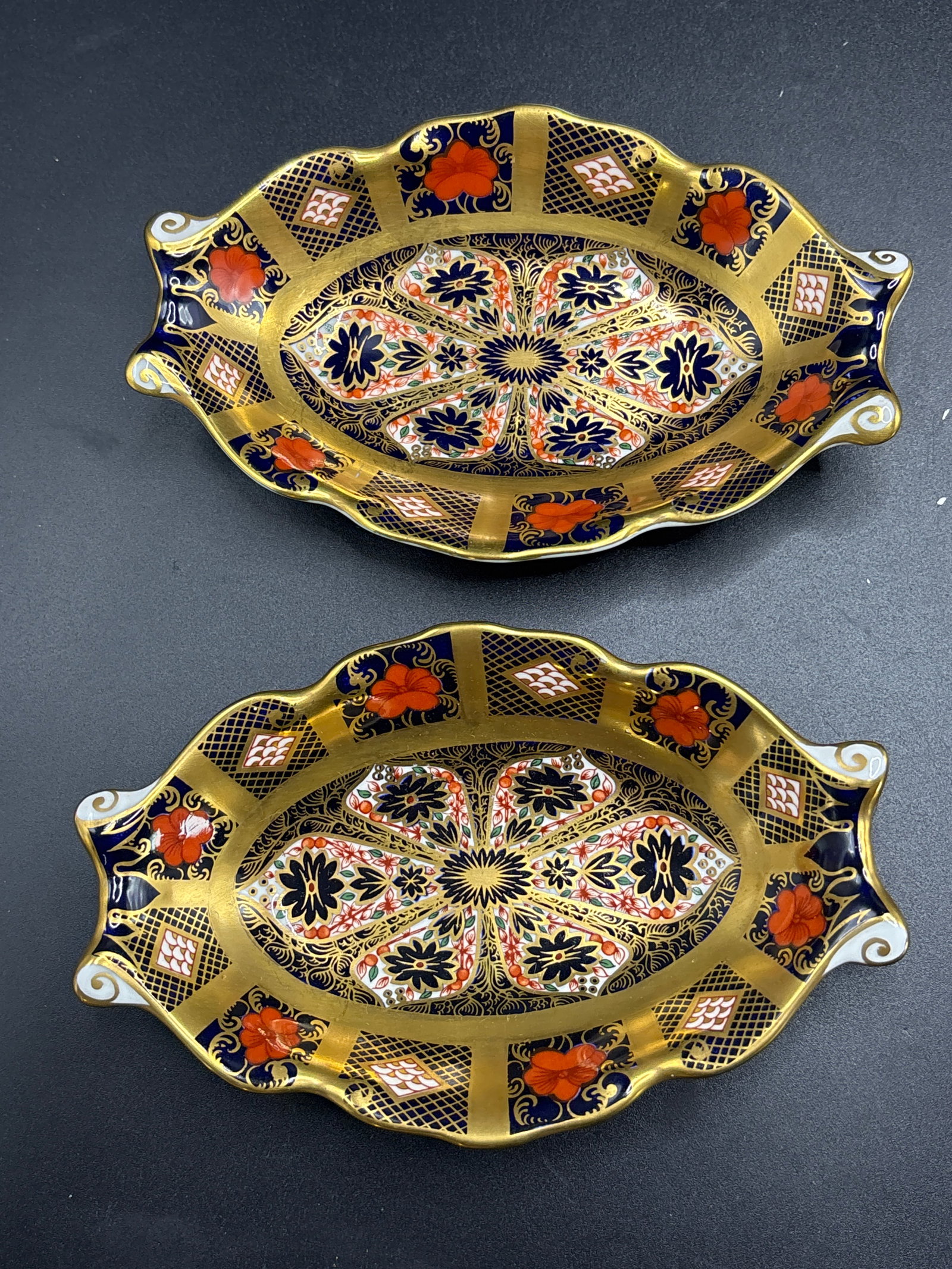 Gold band Pair Imari #1128 Royal Crown Derby porcelain 5&1/2 trinket dish (1 of 9)