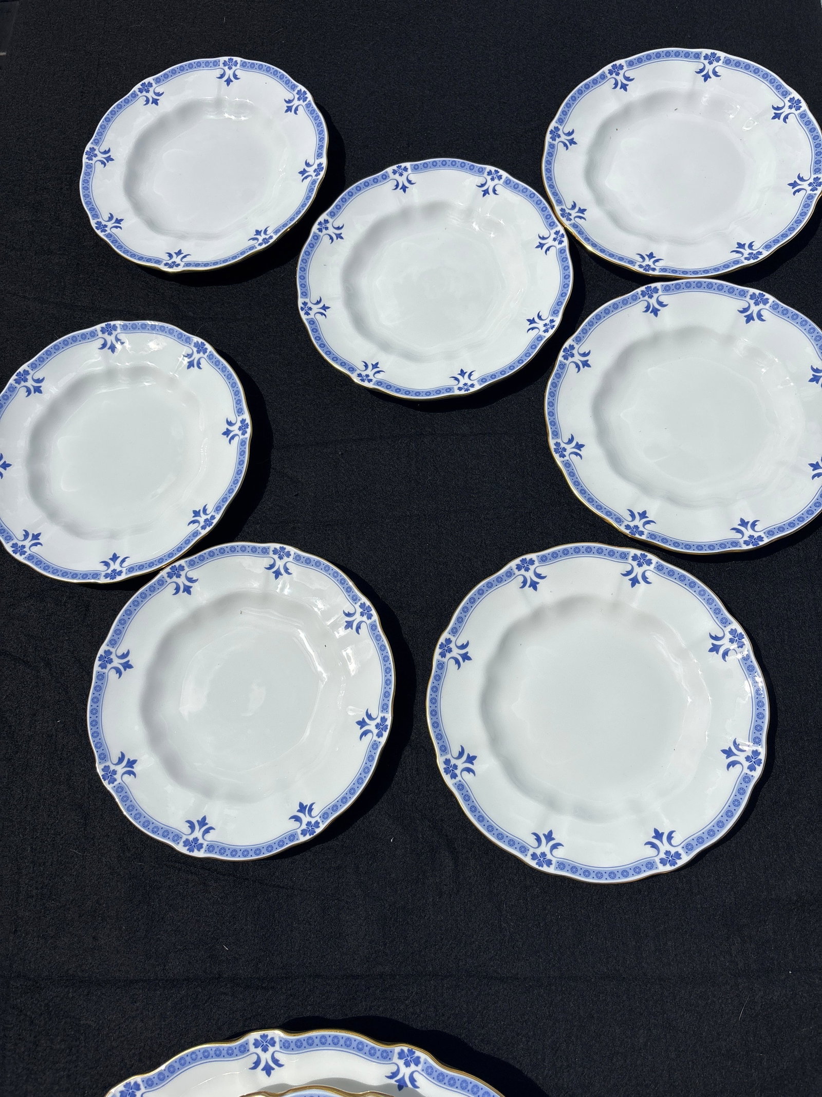 Set of seven First quality Royal Crown Derby "Grenville" pattern 8&1/2 inch plates: Set of seven Royal Crown Derby "Grenville" A.1303 pattern 8&1/2 inch plates, classic English fine bone china design.The pattern is characterized by its Surrey shape with scalloped edges, featuring a w