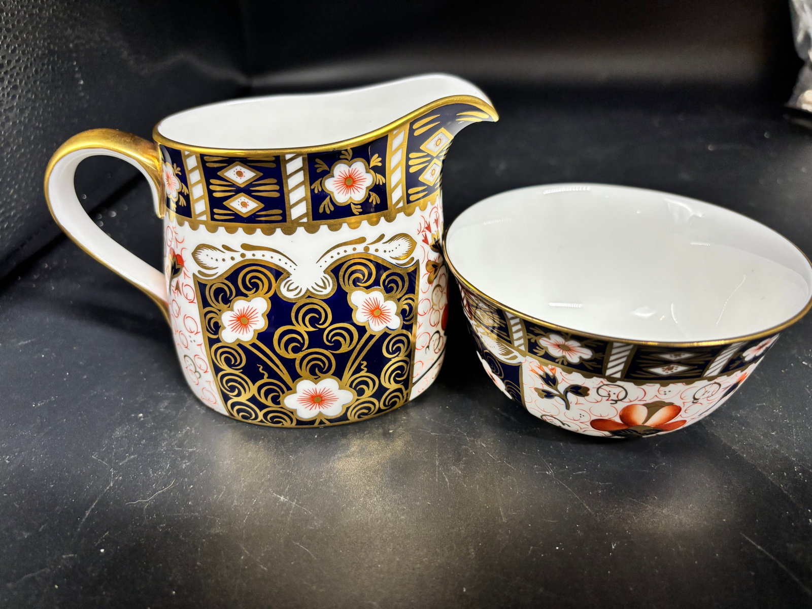 Creamer & sugar bowl Royal Crown Derby Imari Pattern 2451 (1 of 7)