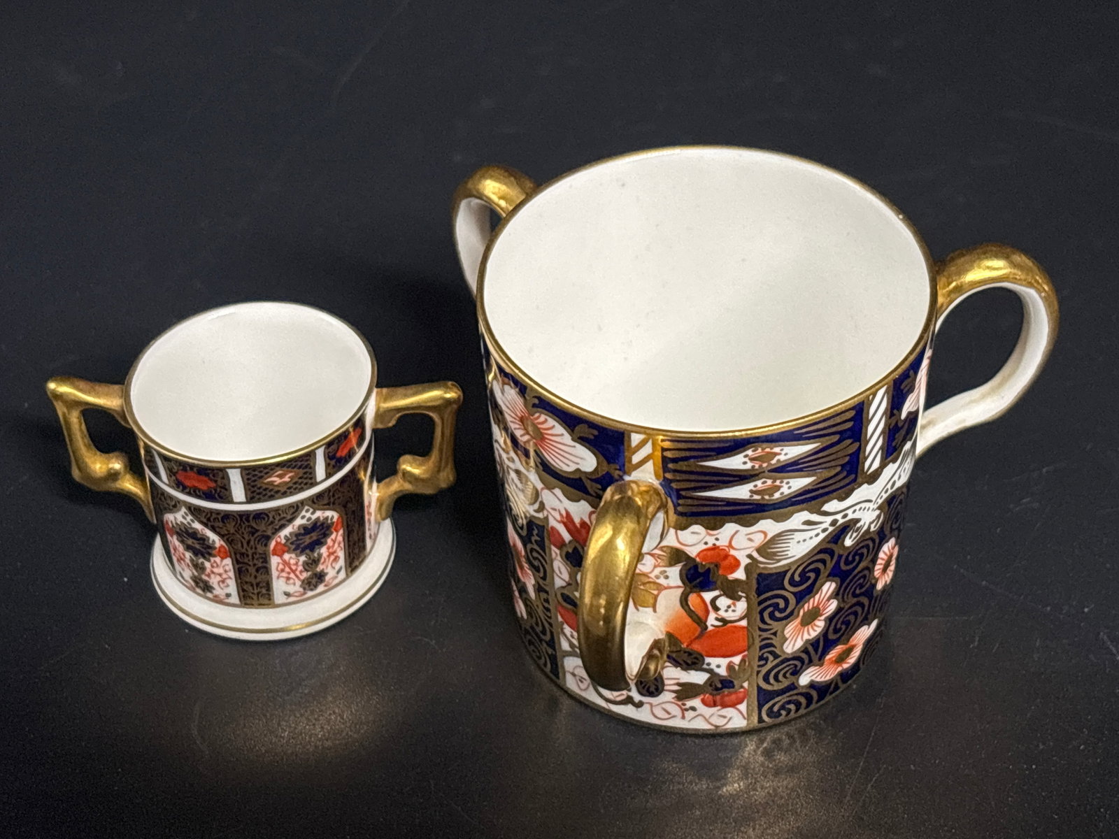 Two loving cups Royal Crown Derby Imari pattern 2451 (1 of 7)