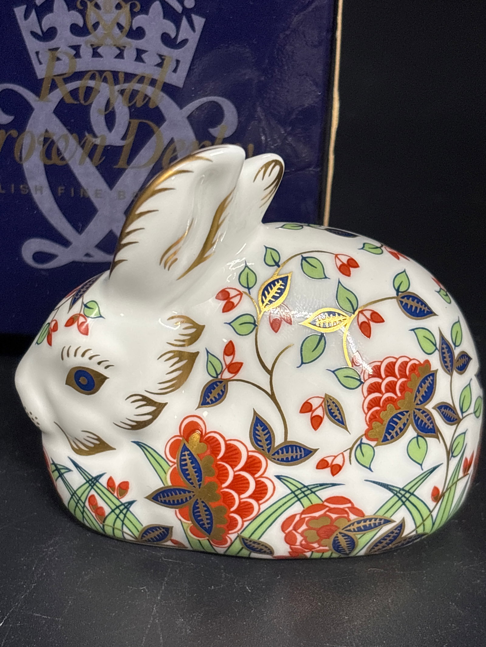 Collectors Guild Royal Crown Derby Meadow Rabbit fine bone china paperweight (1 of 8)